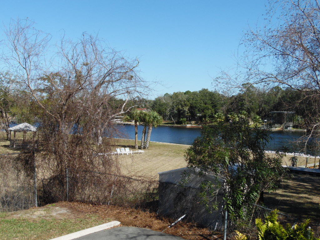 FINISTERRA CONDO - Residential