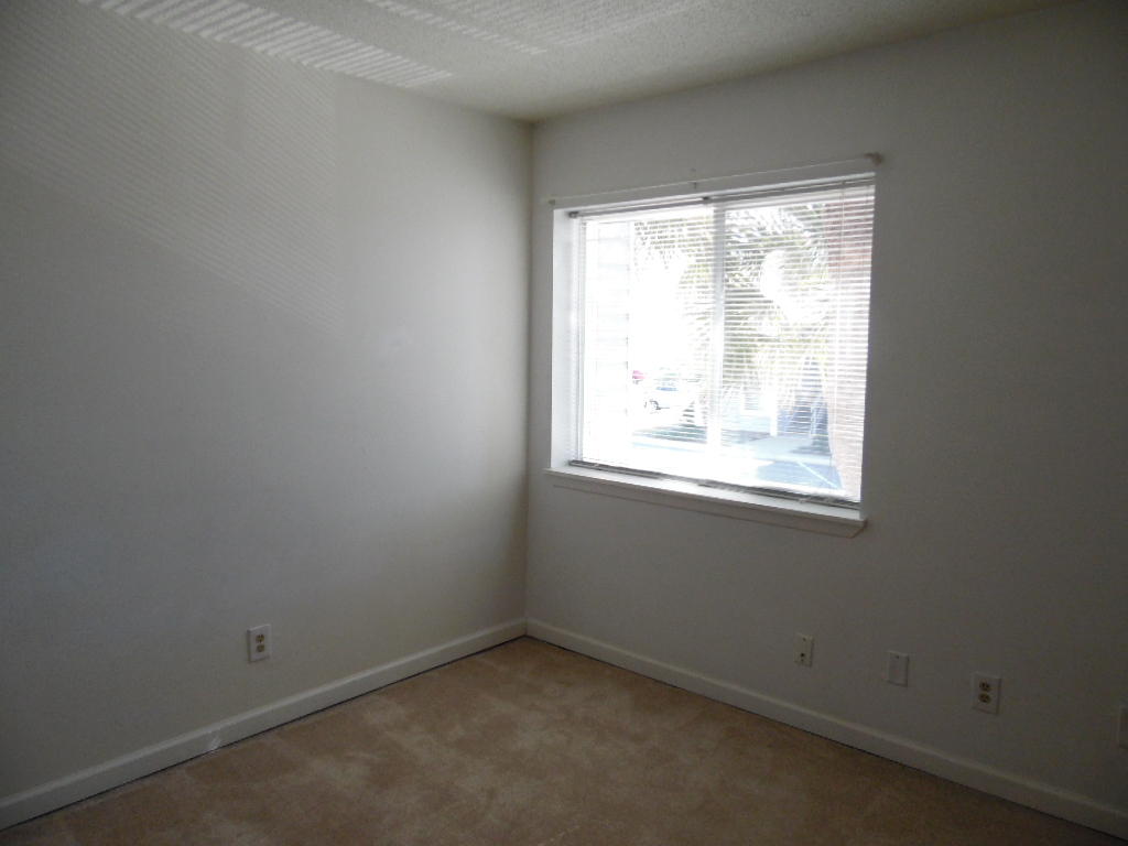 FINISTERRA CONDO - Residential