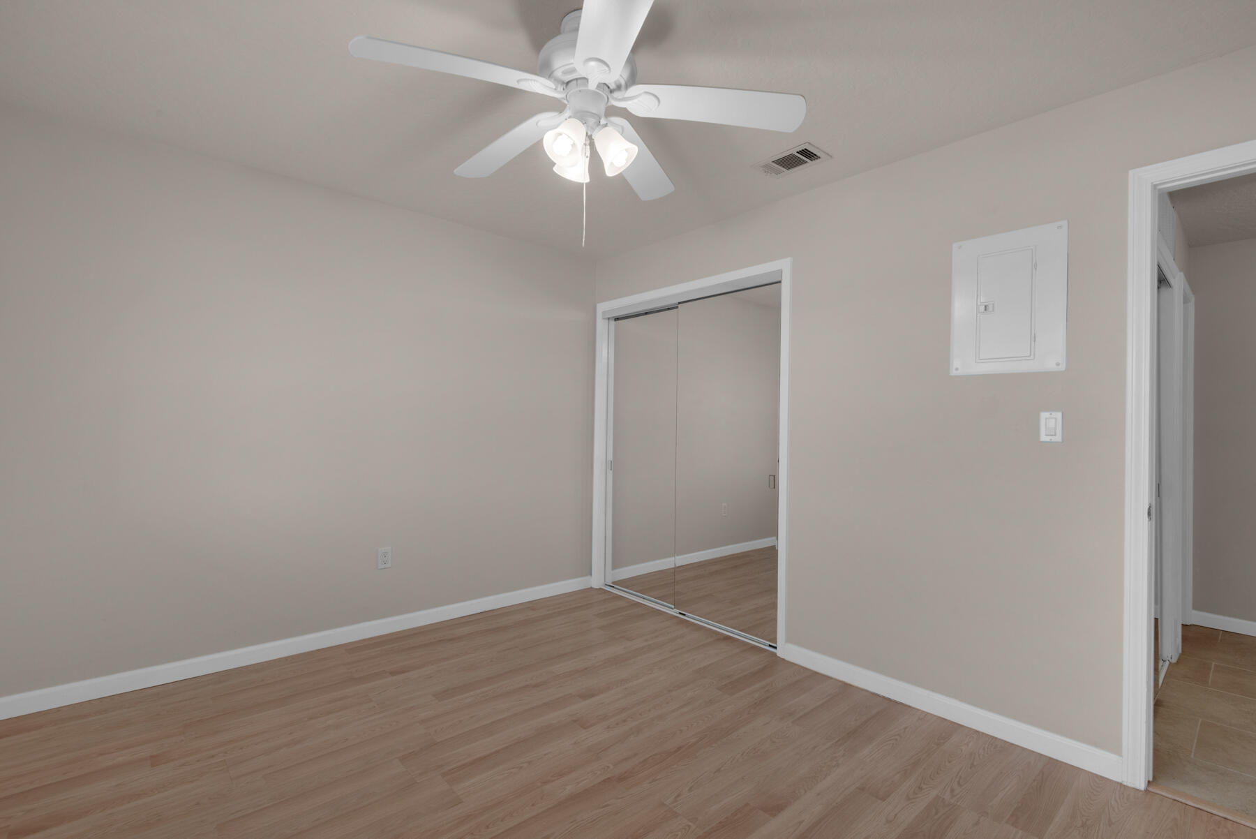 CHANNEL MARKER 2 - Residential