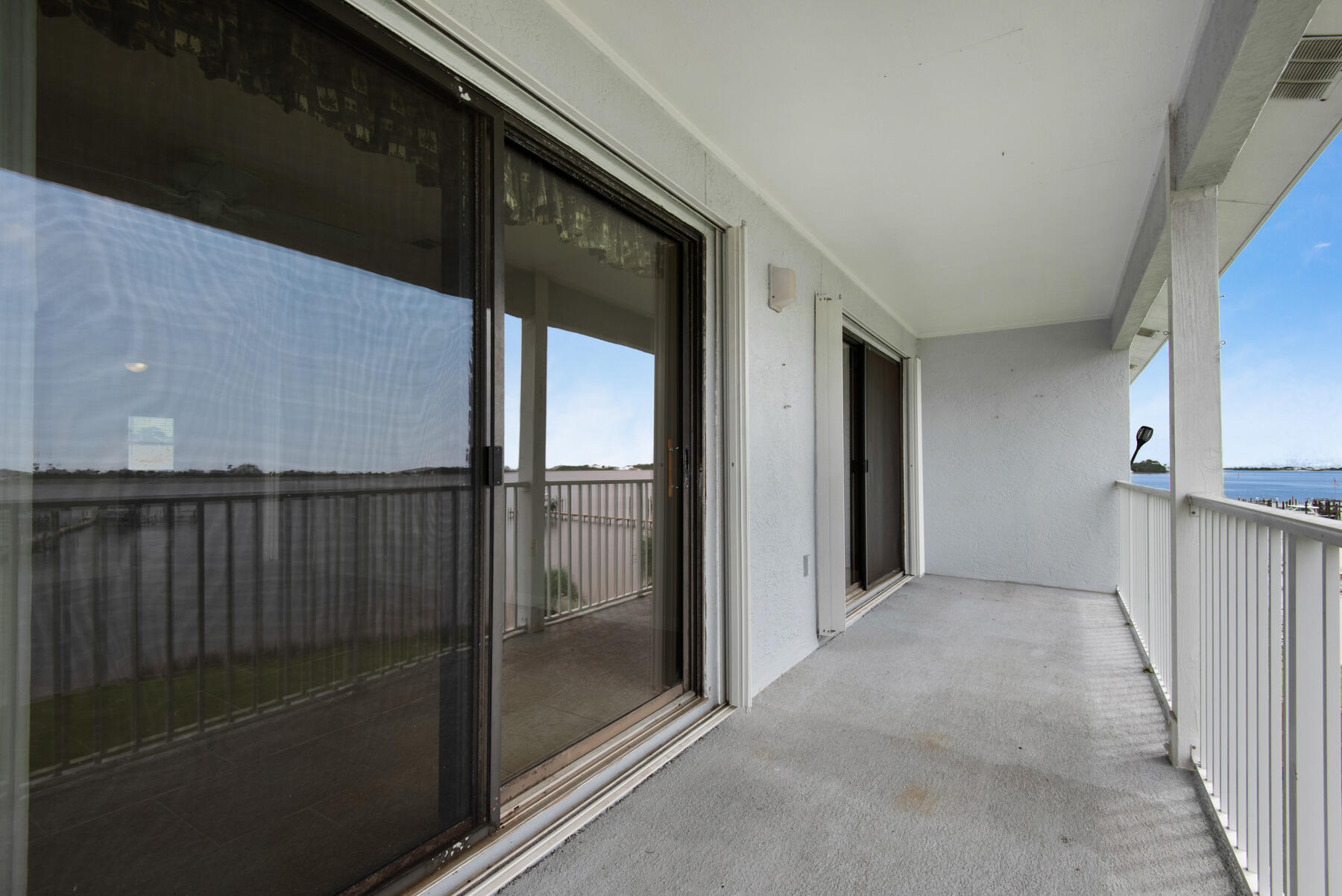 CHANNEL MARKER 2 - Residential