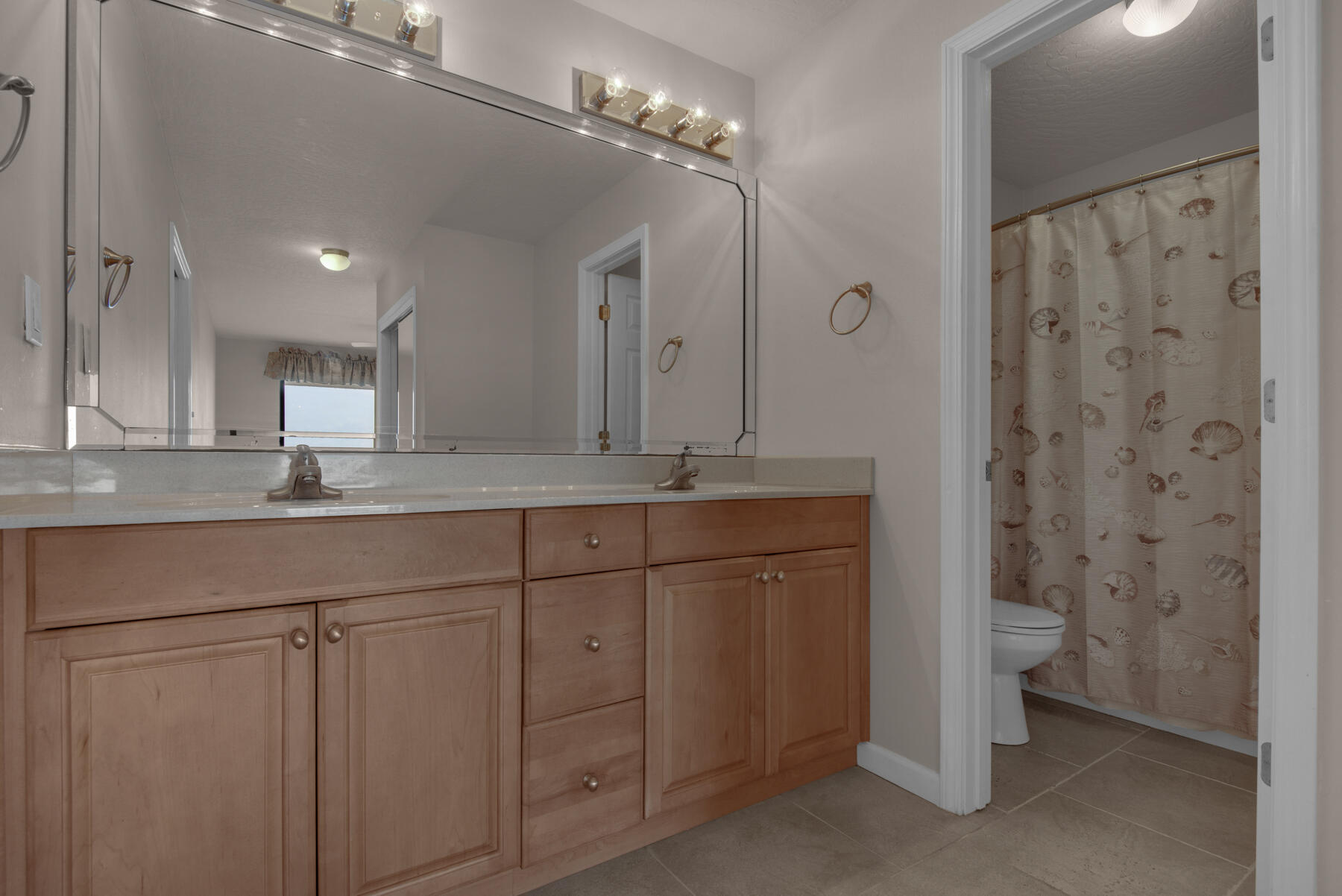 CHANNEL MARKER 2 - Residential