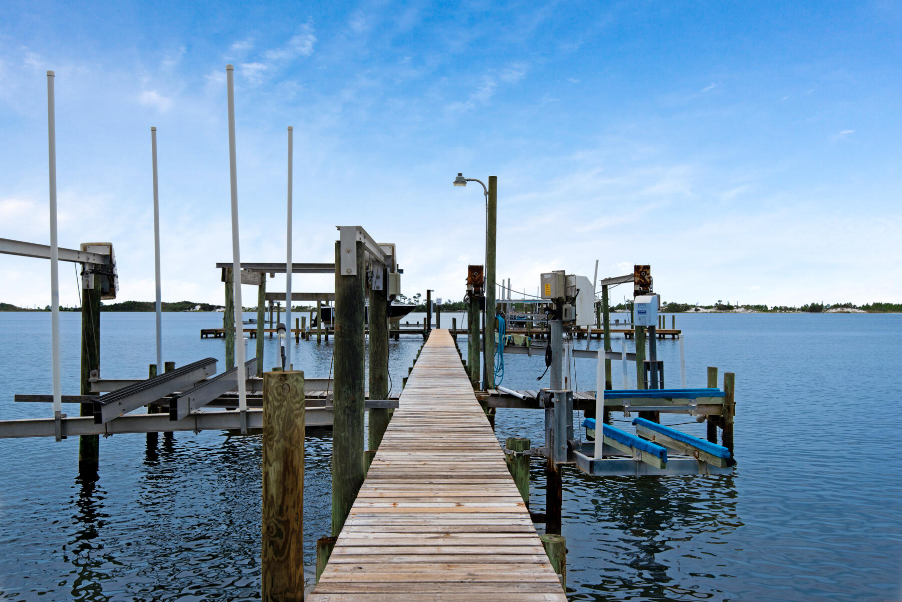 CHANNEL MARKER 2 - Residential