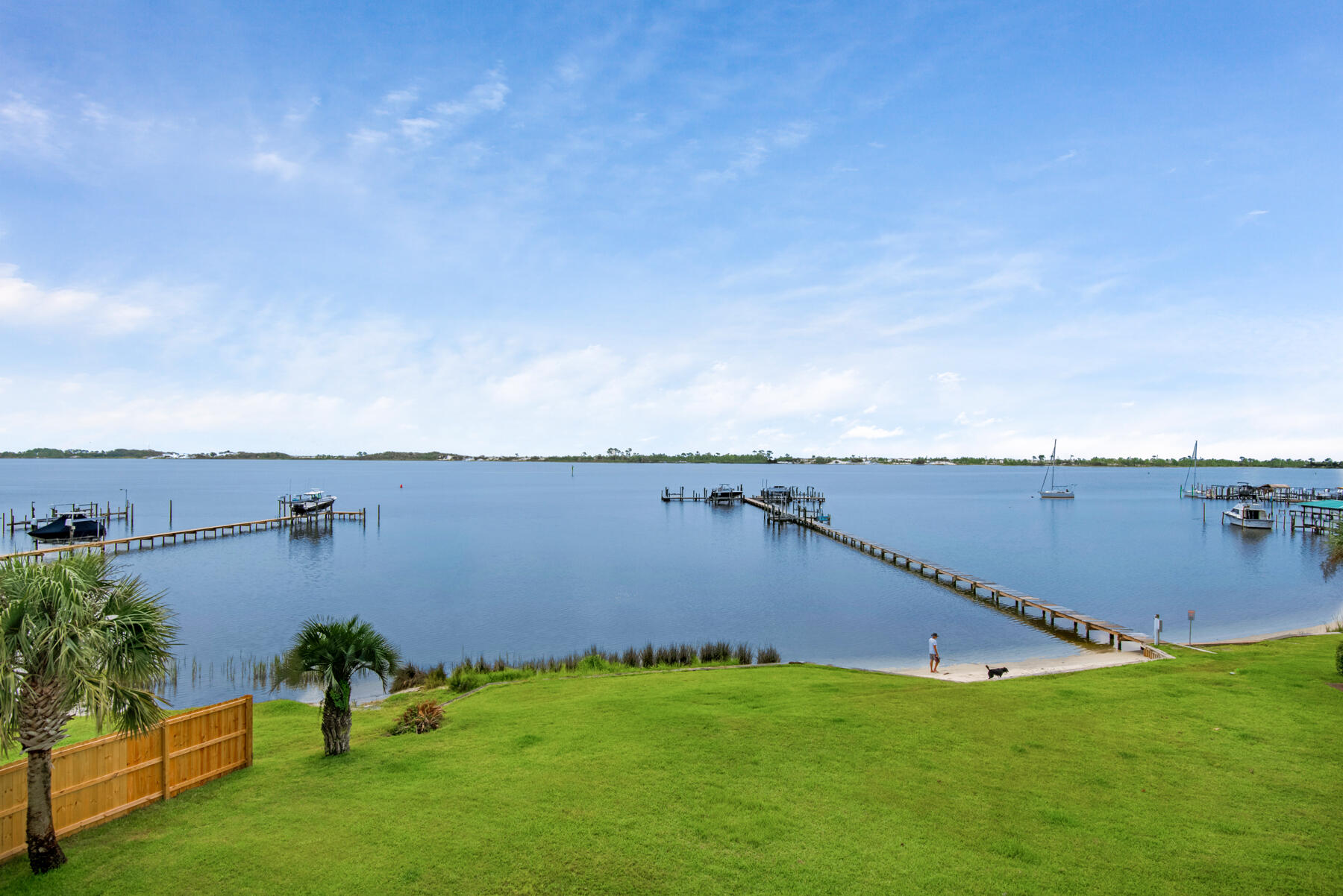 CHANNEL MARKER 2 - Residential