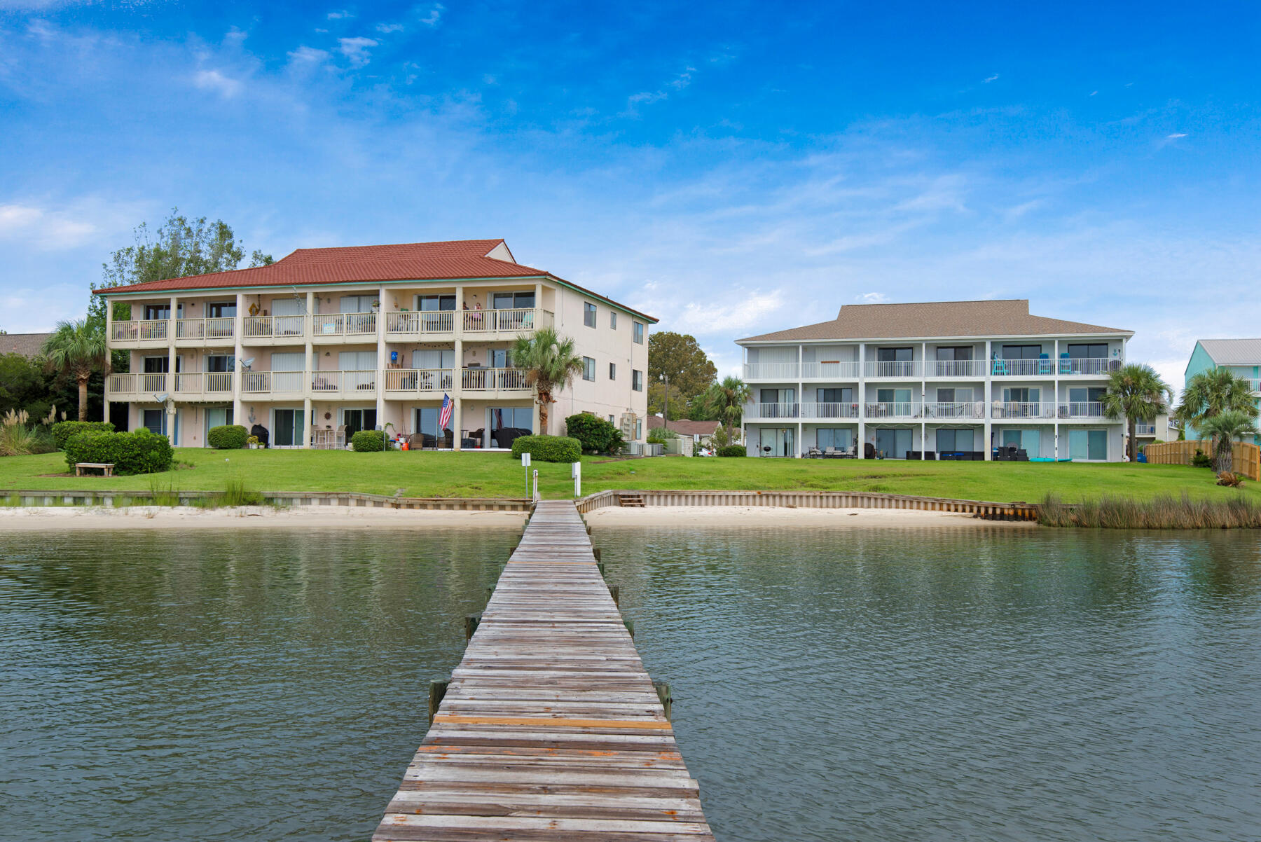 CHANNEL MARKER 2 - Residential