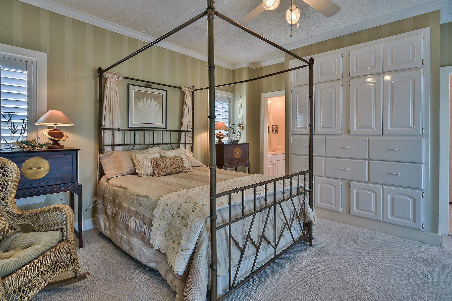 CRYSTAL BEACH - Residential