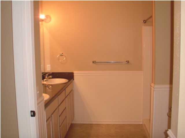 HAPPY HOLLOW - Residential Lease