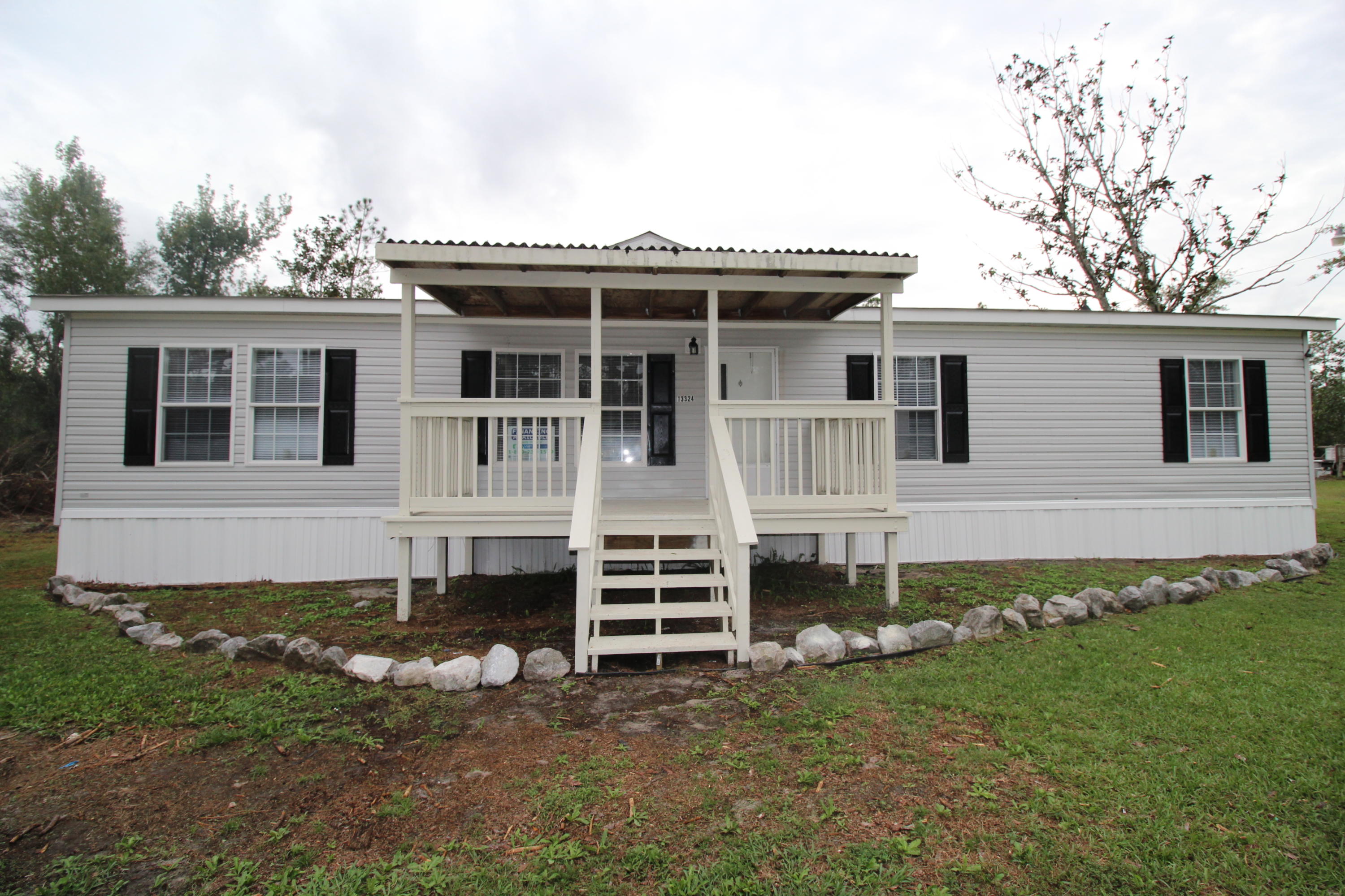 REO AS-IS...Located outside of the hustle & bustle, this spacious 2006 Clayton home has 3 bedrooms, 2 baths, with a formal dining room, fireplace, built-ins, large closets, and a fantastic master suite. *SELLER FINANCING POSSIBLE *all measurements approximate