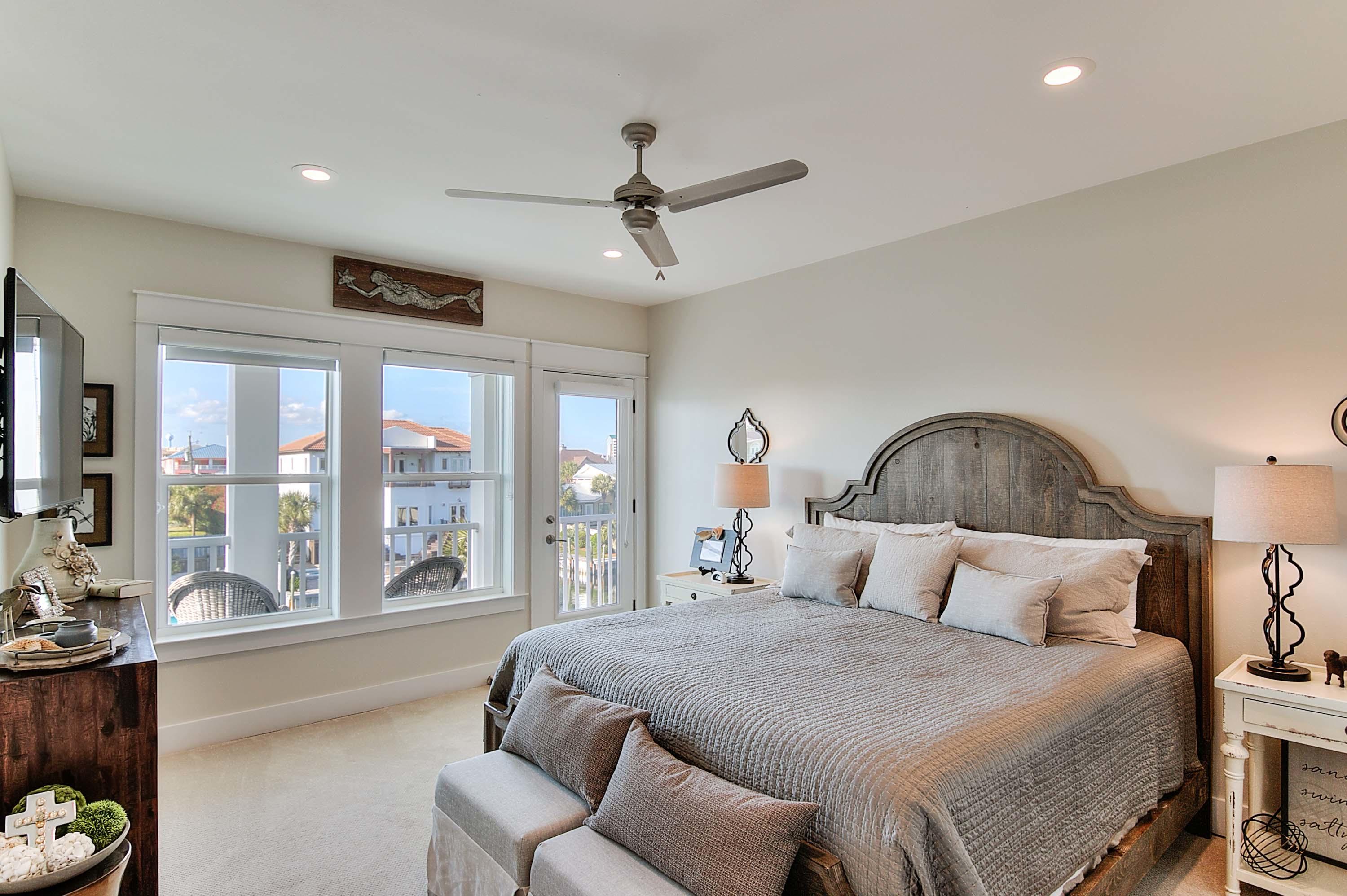 HOLIDAY ISLE - Residential