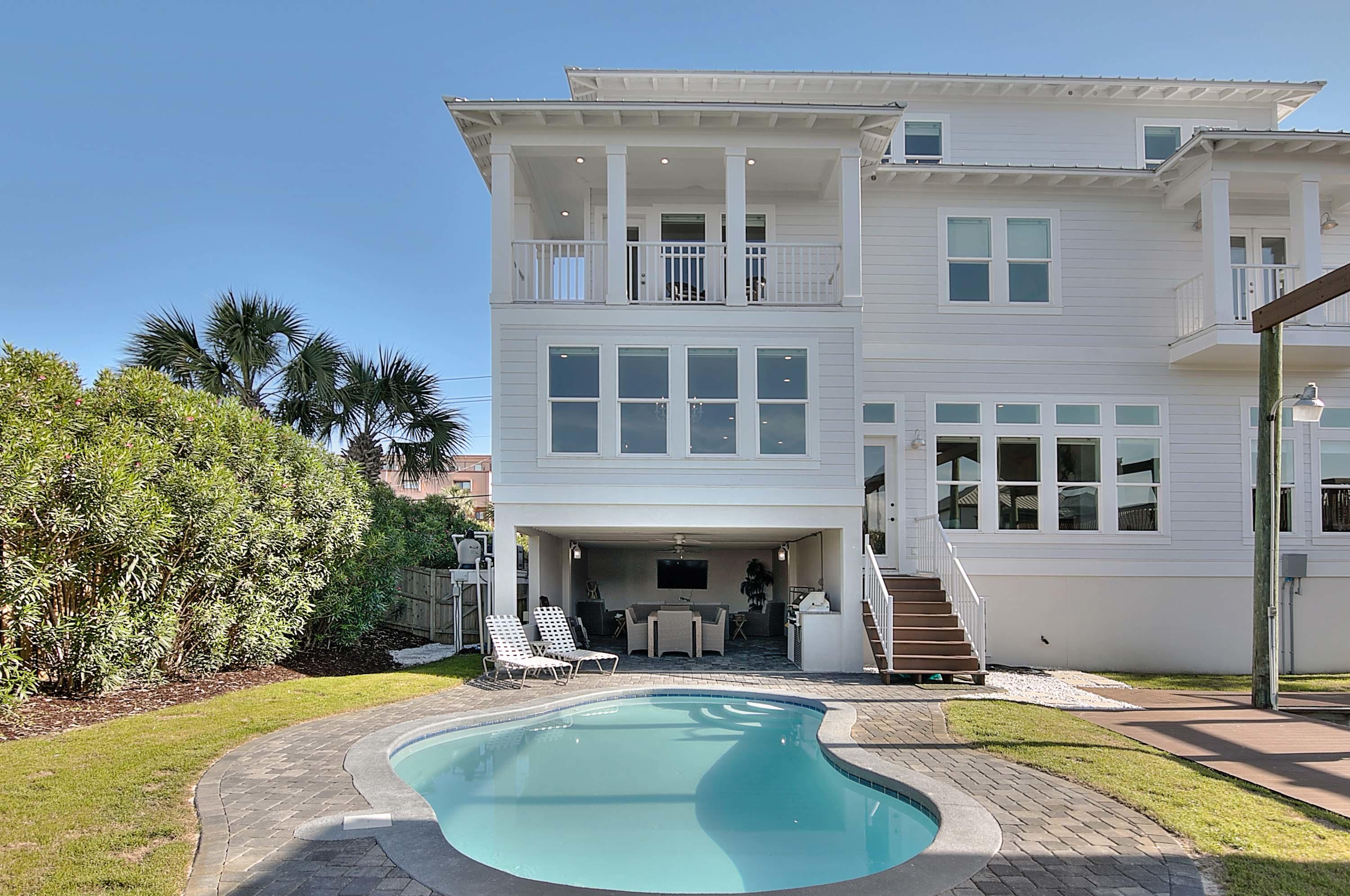 HOLIDAY ISLE - Residential