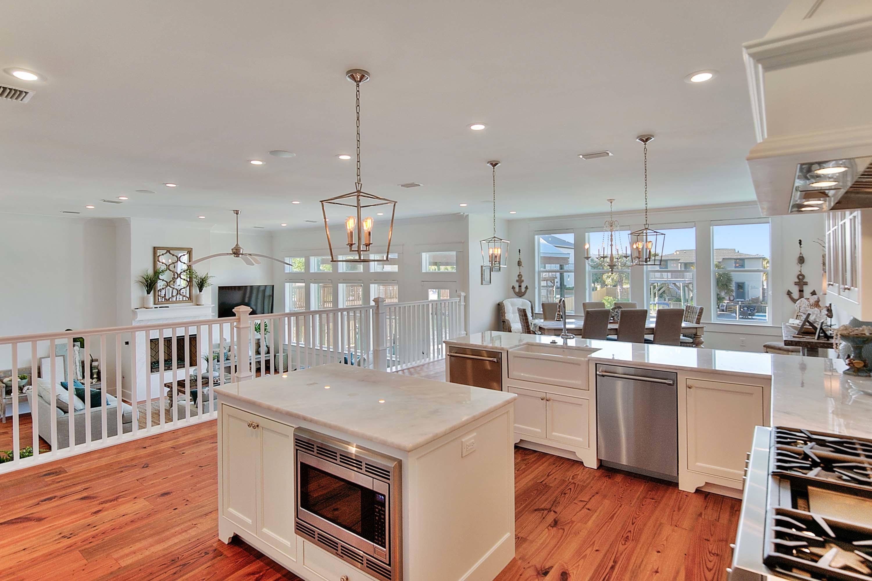 HOLIDAY ISLE - Residential
