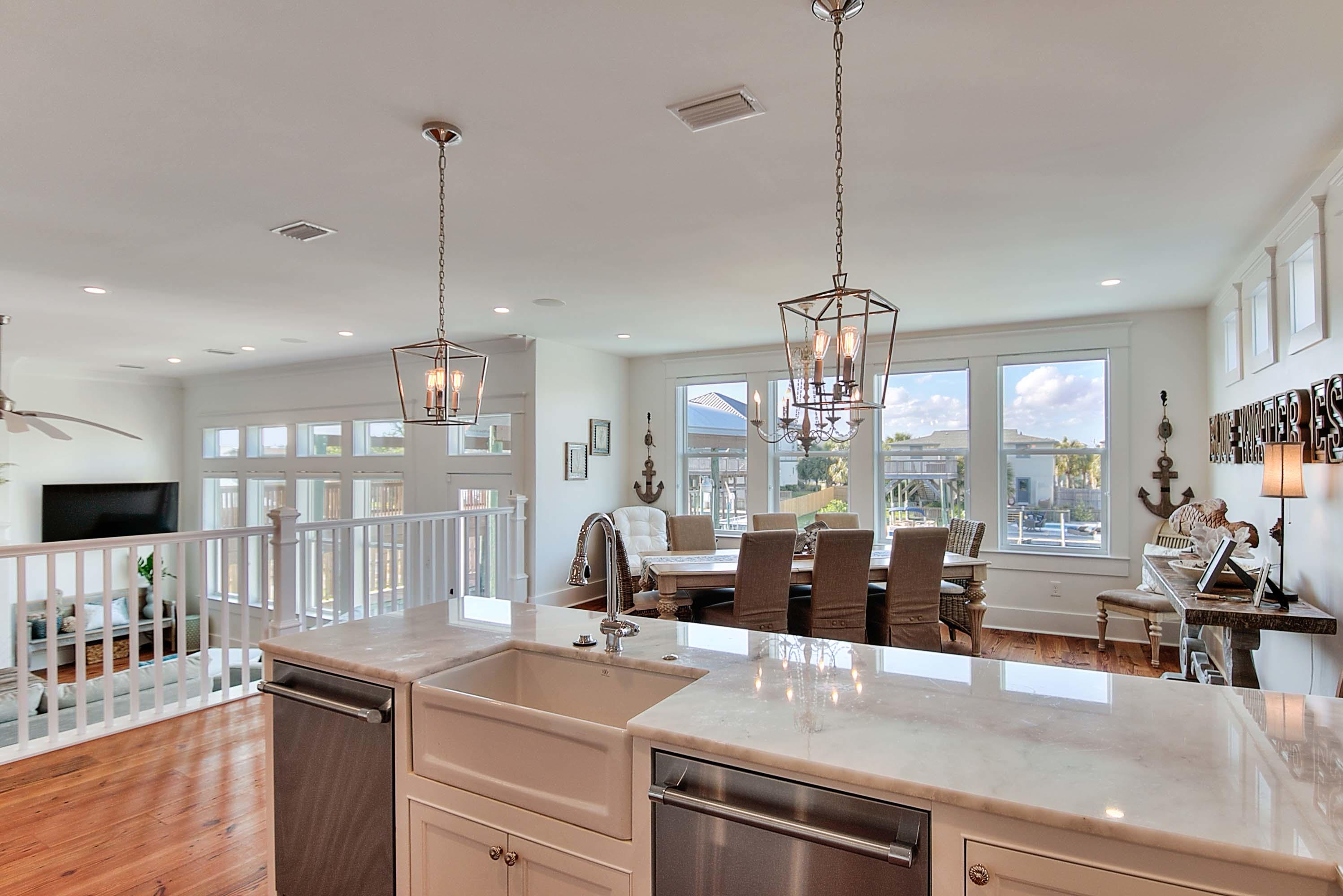 HOLIDAY ISLE - Residential