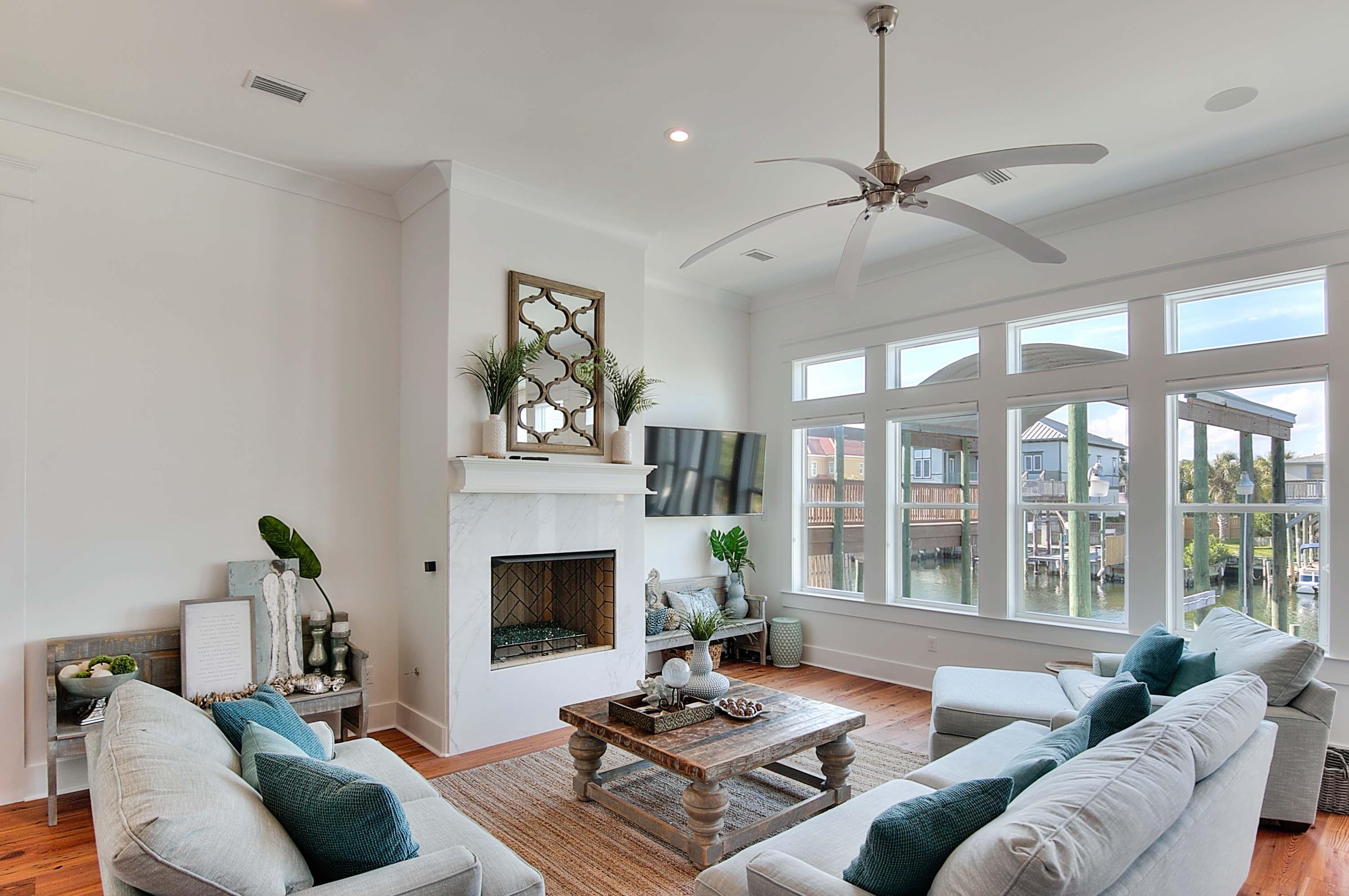 HOLIDAY ISLE - Residential