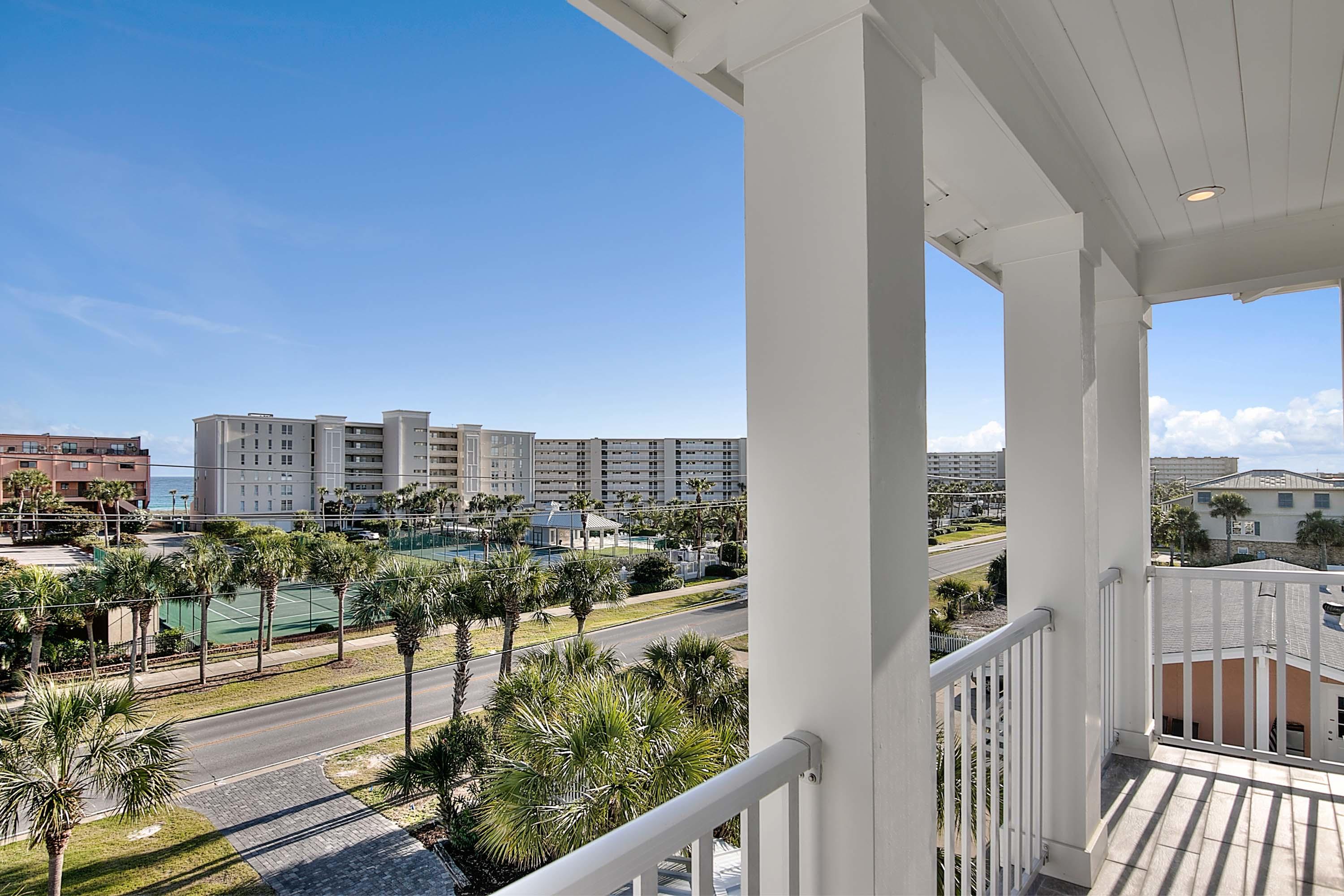 HOLIDAY ISLE - Residential