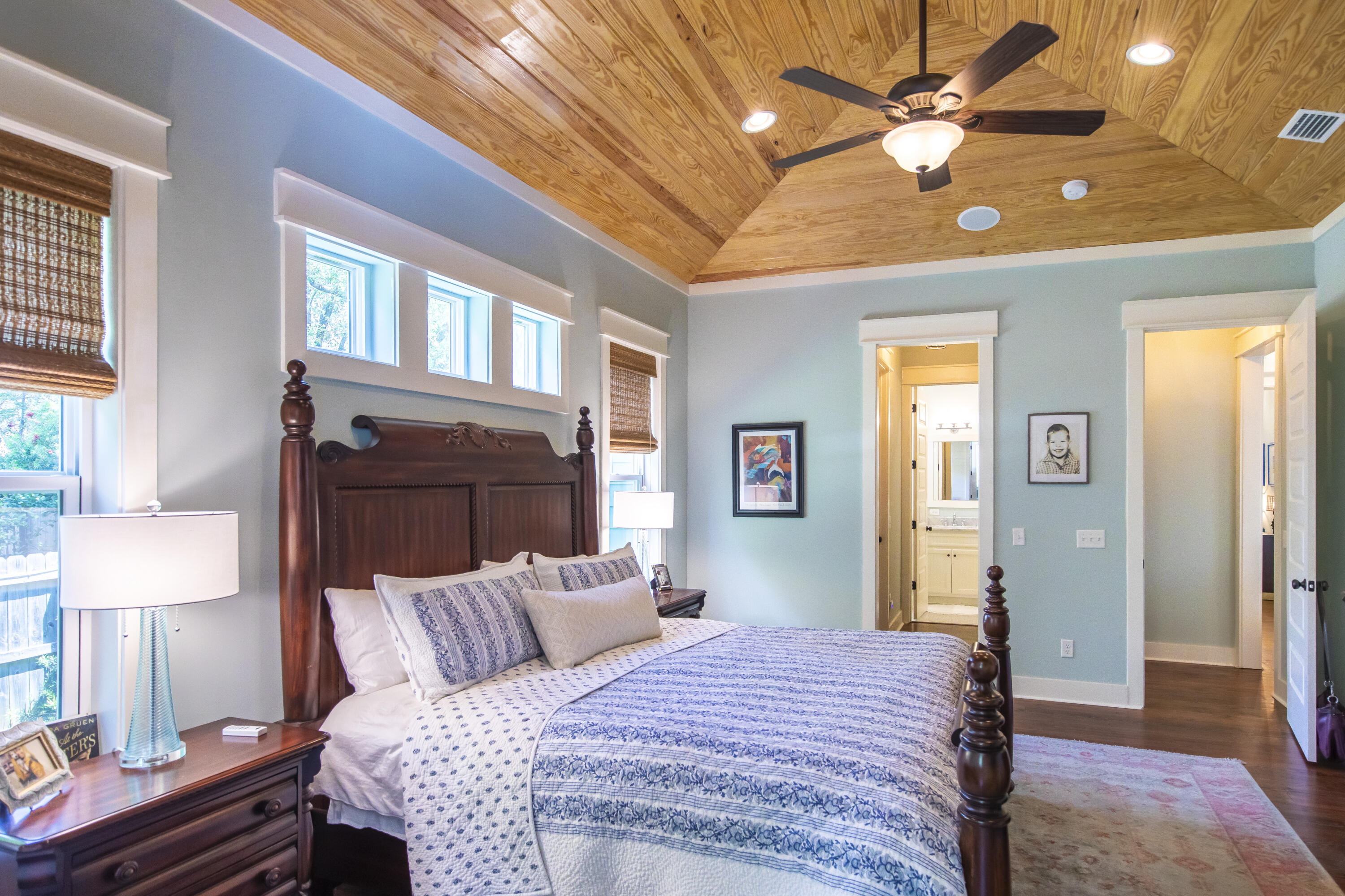 LAKESHORE ESTATES - Residential