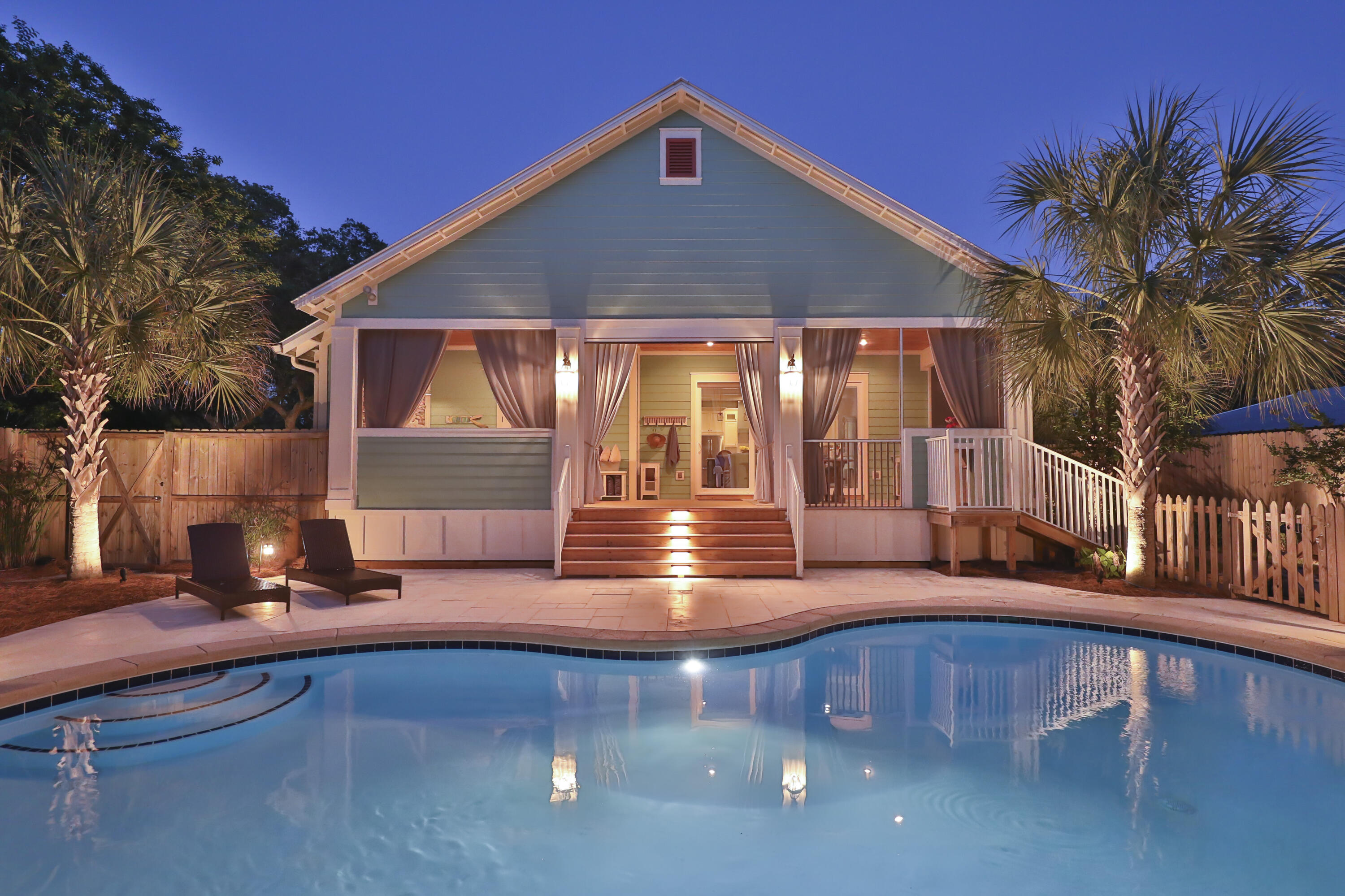 LAKESHORE ESTATES - Residential