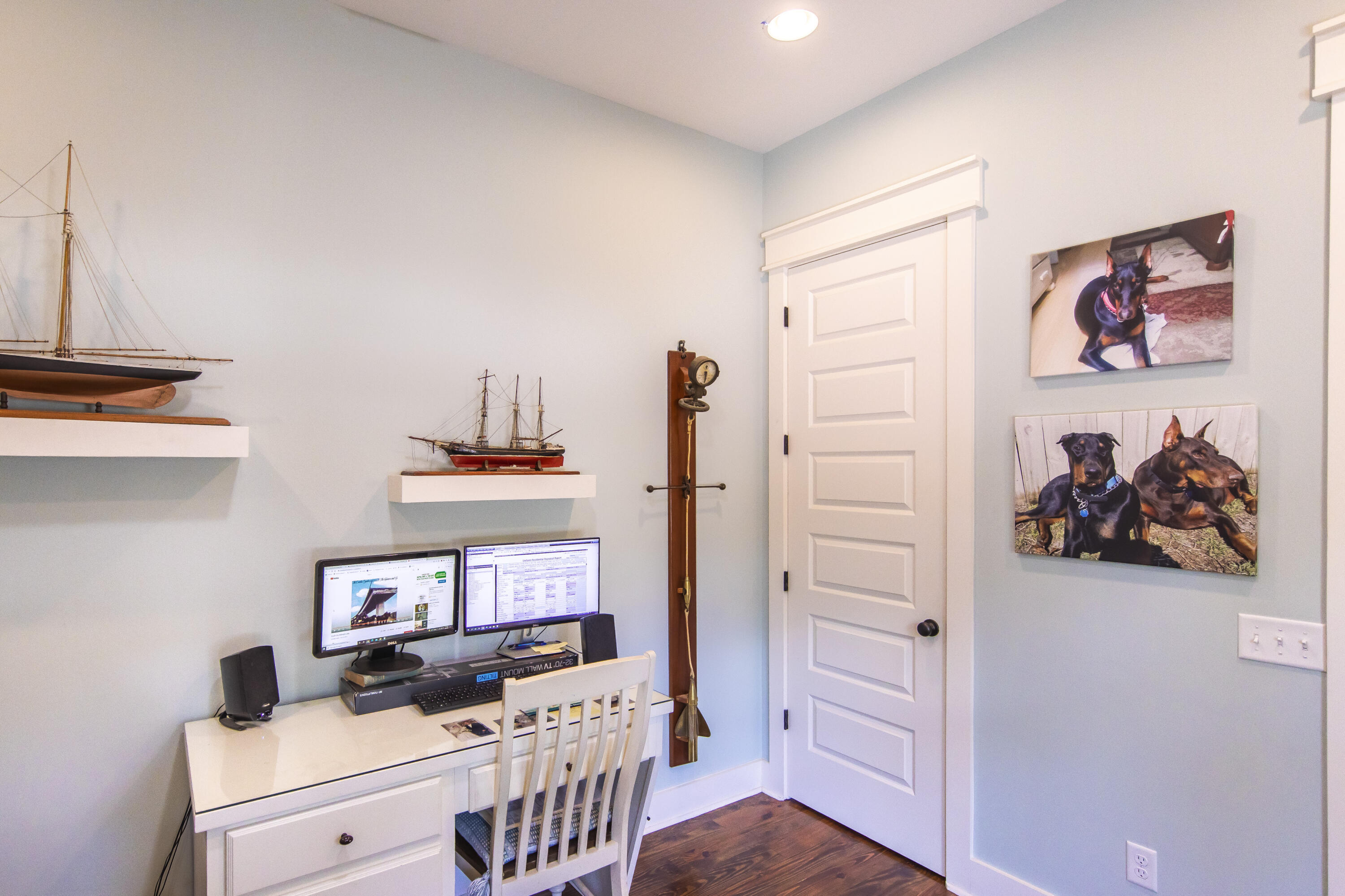 LAKESHORE ESTATES - Residential