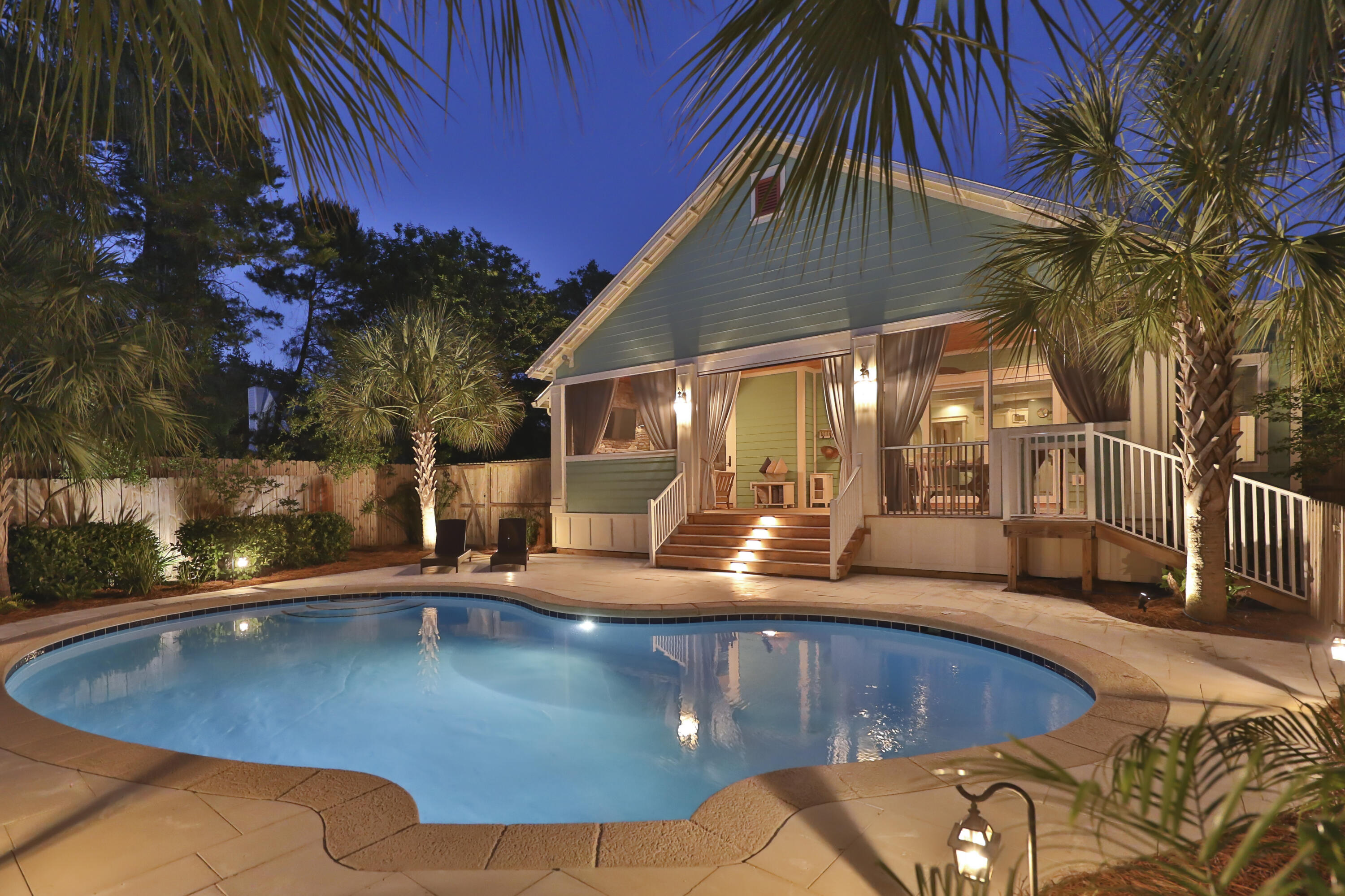 LAKESHORE ESTATES - Residential
