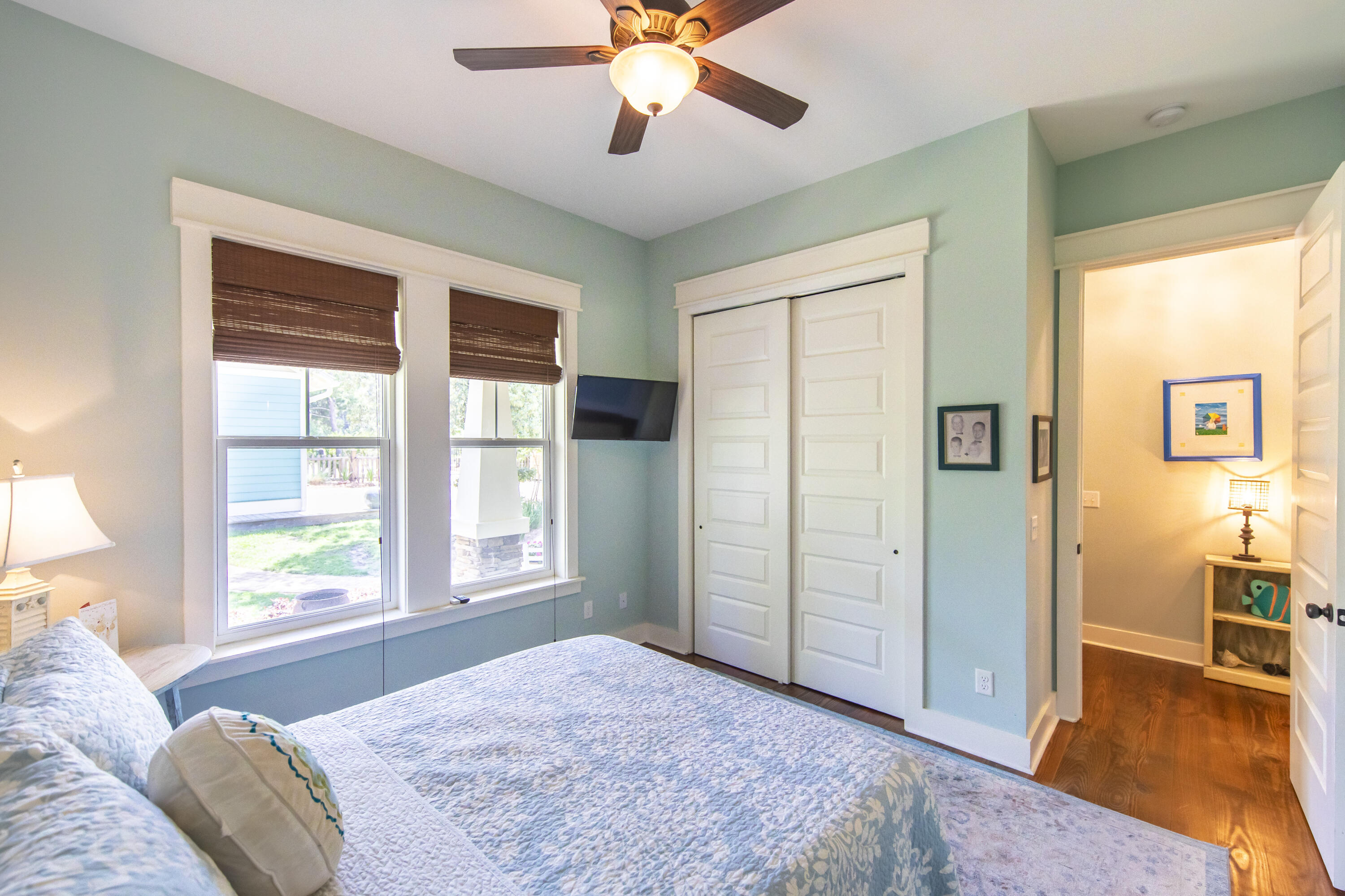 LAKESHORE ESTATES - Residential
