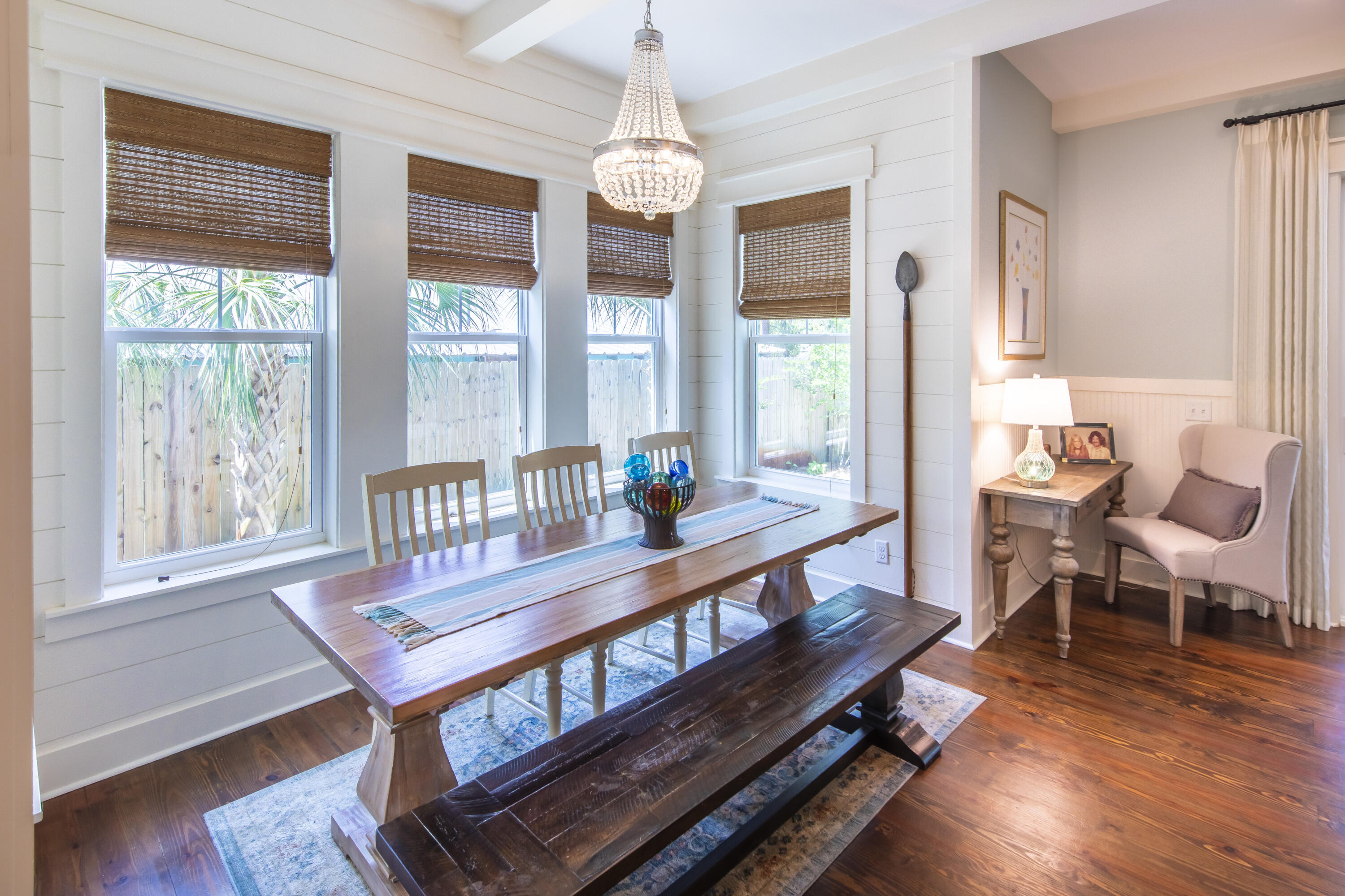 LAKESHORE ESTATES - Residential