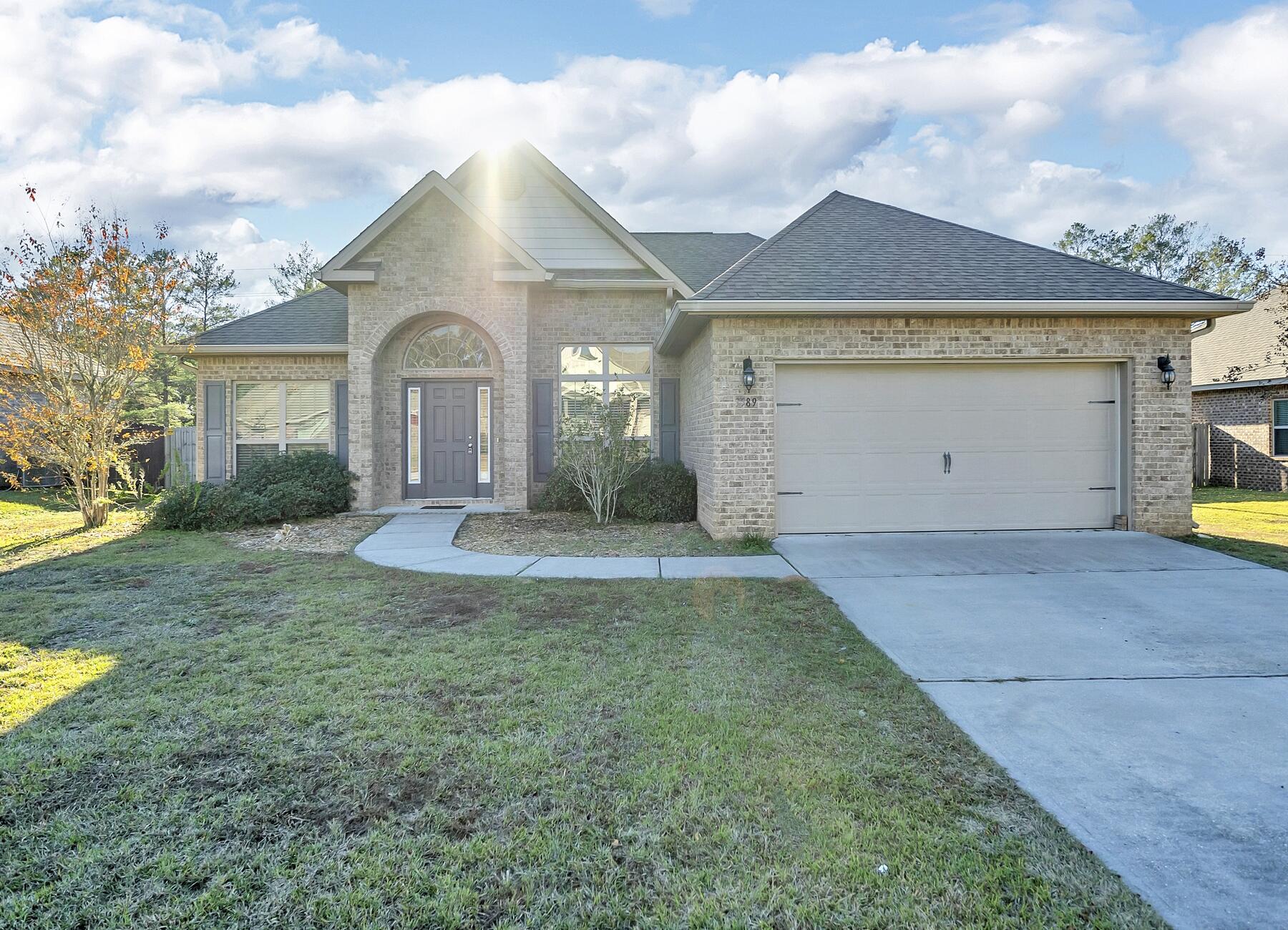 AUTUMN WOODS - Residential Lease