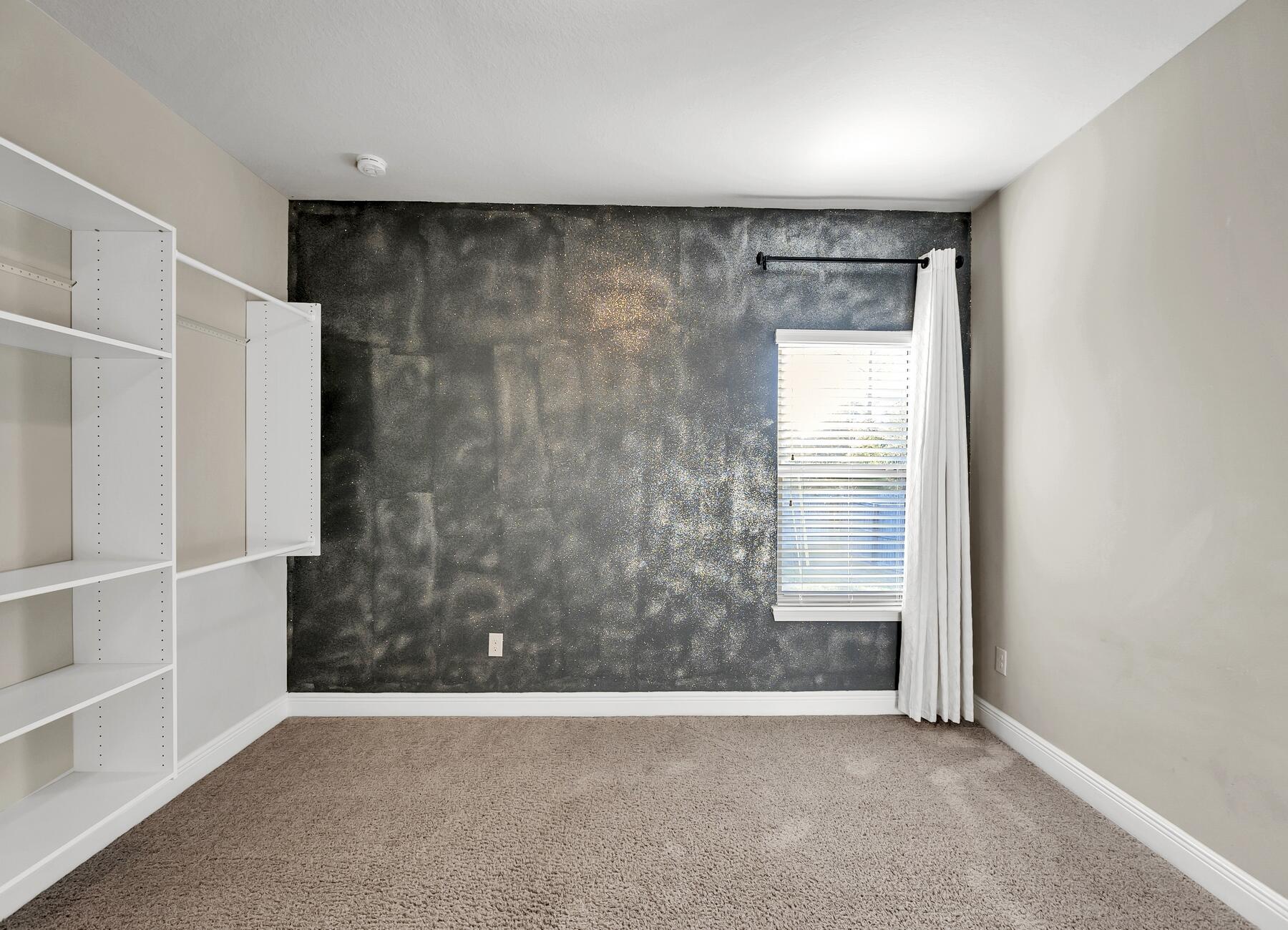 AUTUMN WOODS - Residential Lease