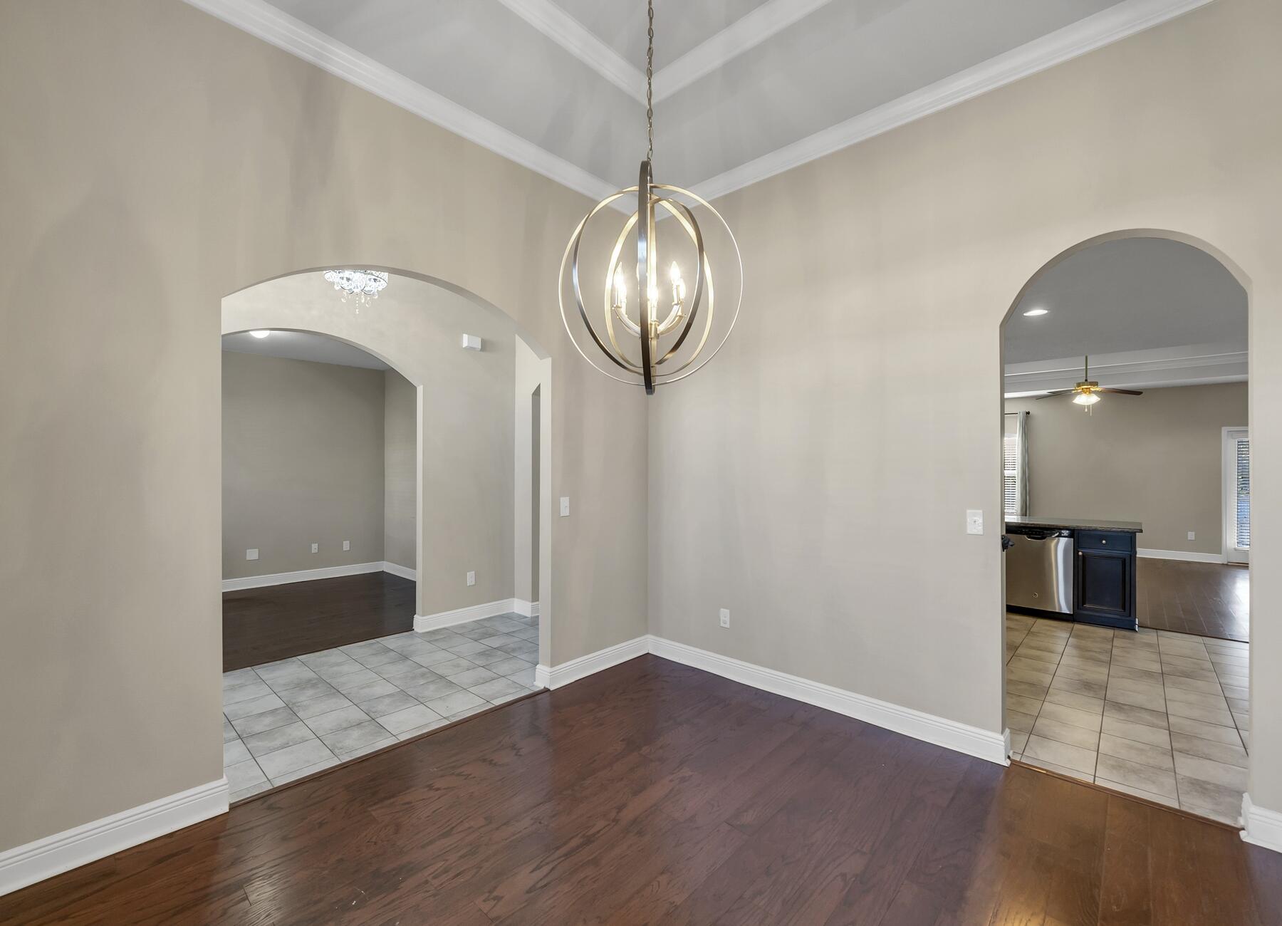 AUTUMN WOODS - Residential Lease