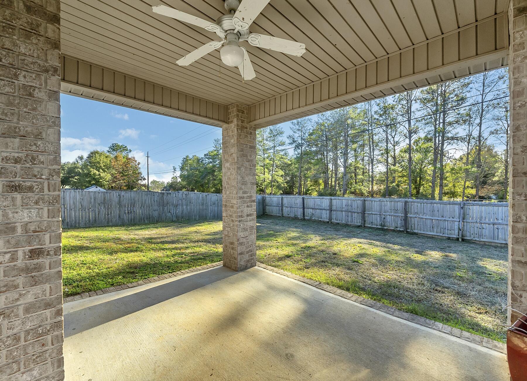 AUTUMN WOODS - Residential Lease