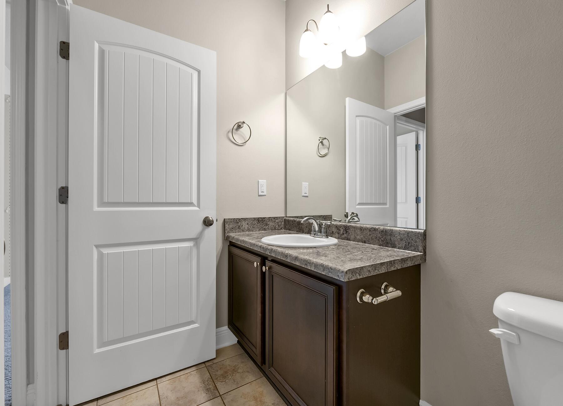 AUTUMN WOODS - Residential Lease