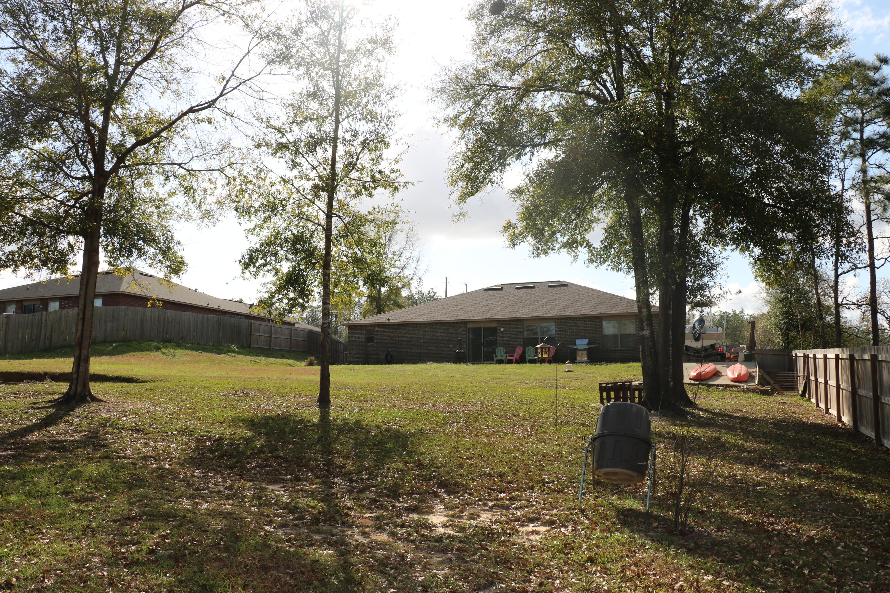 SILVER SPRINGS EST - Residential