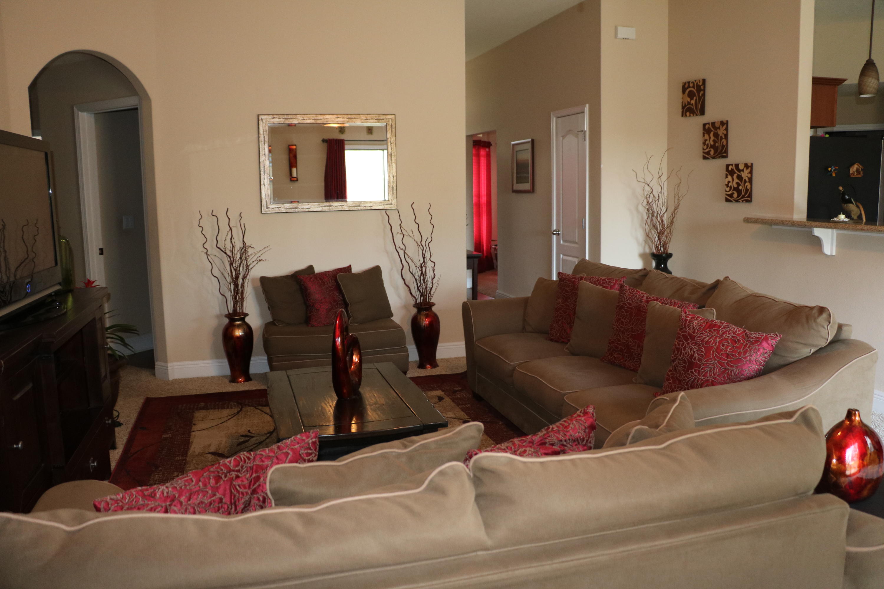 SILVER SPRINGS EST - Residential