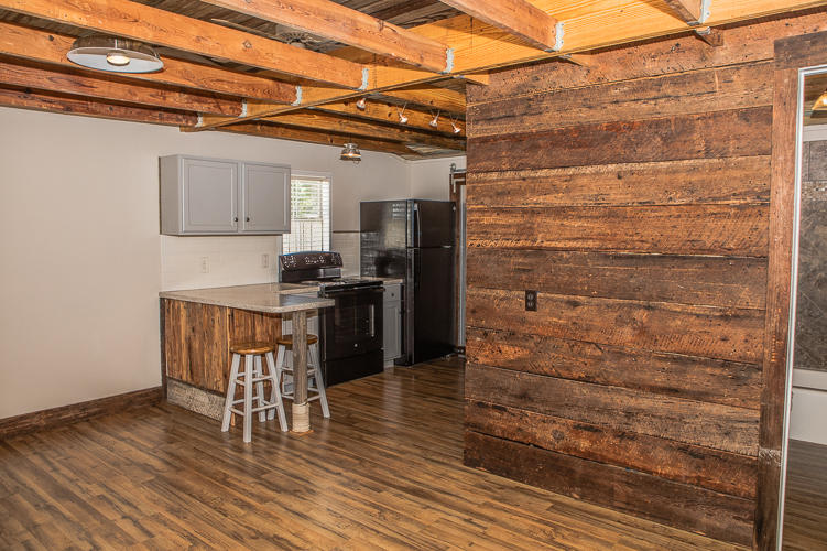 HELMS & ALLEN - Residential