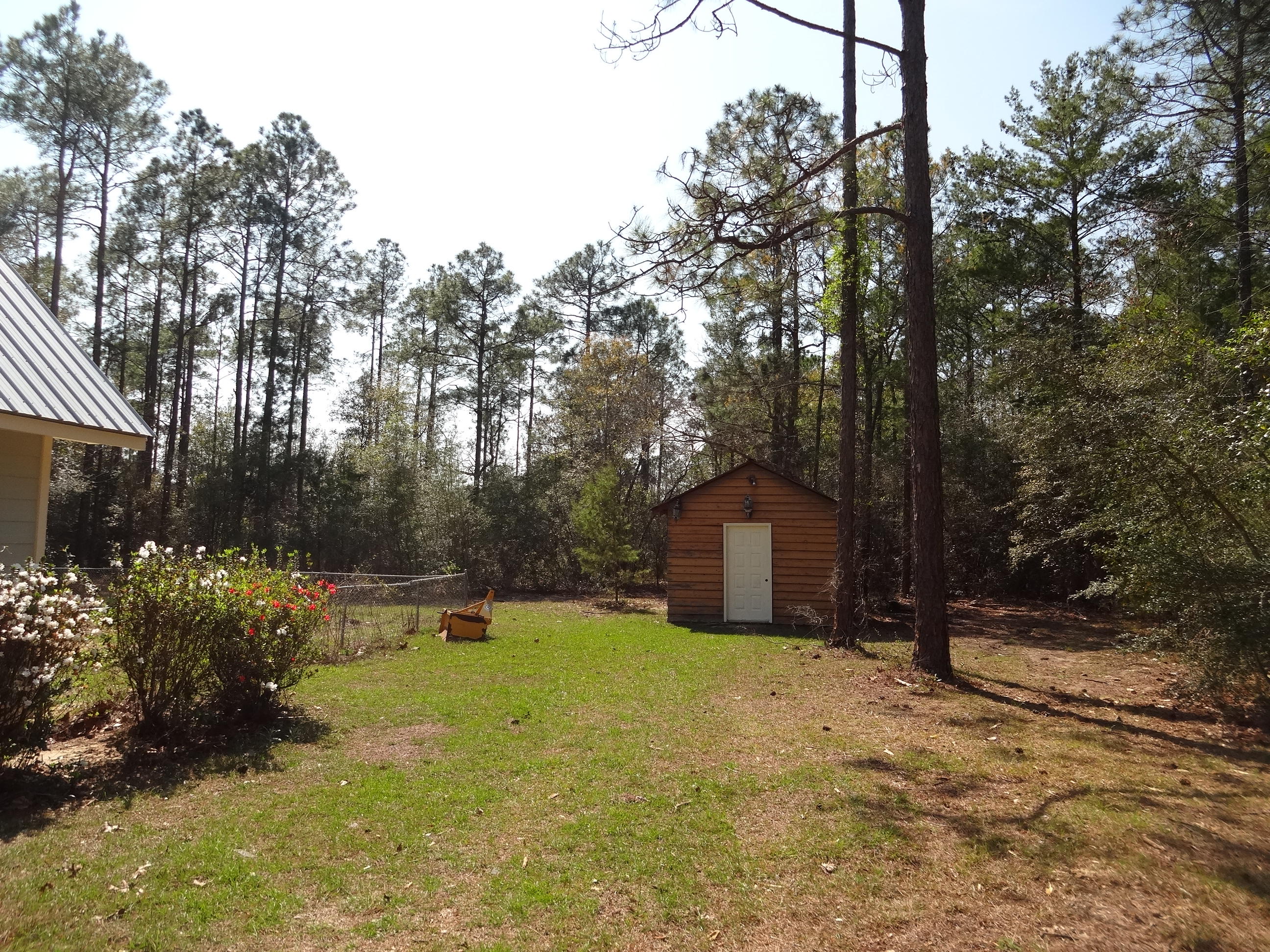 RUSTLING PINES - Residential