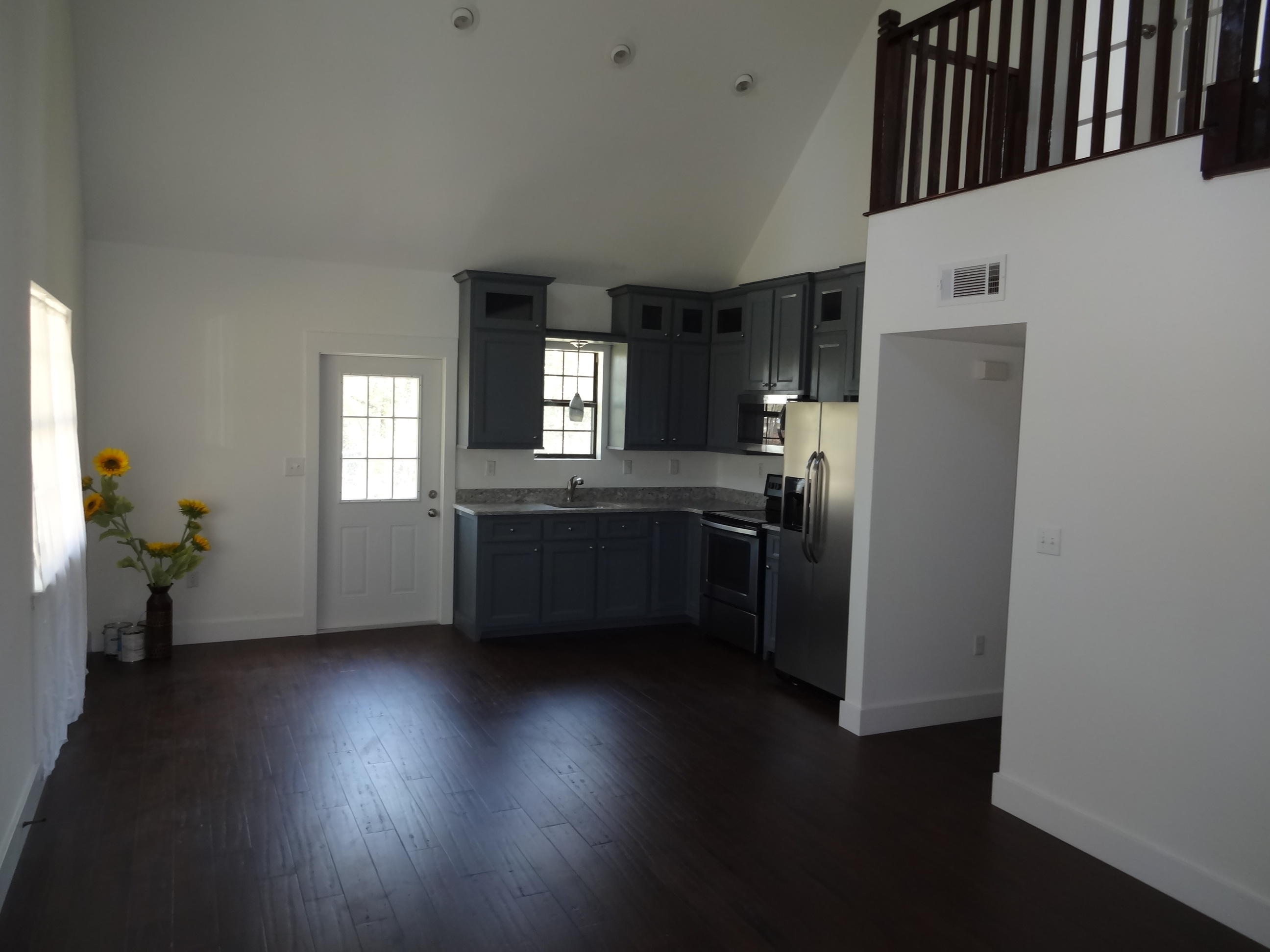 RUSTLING PINES - Residential