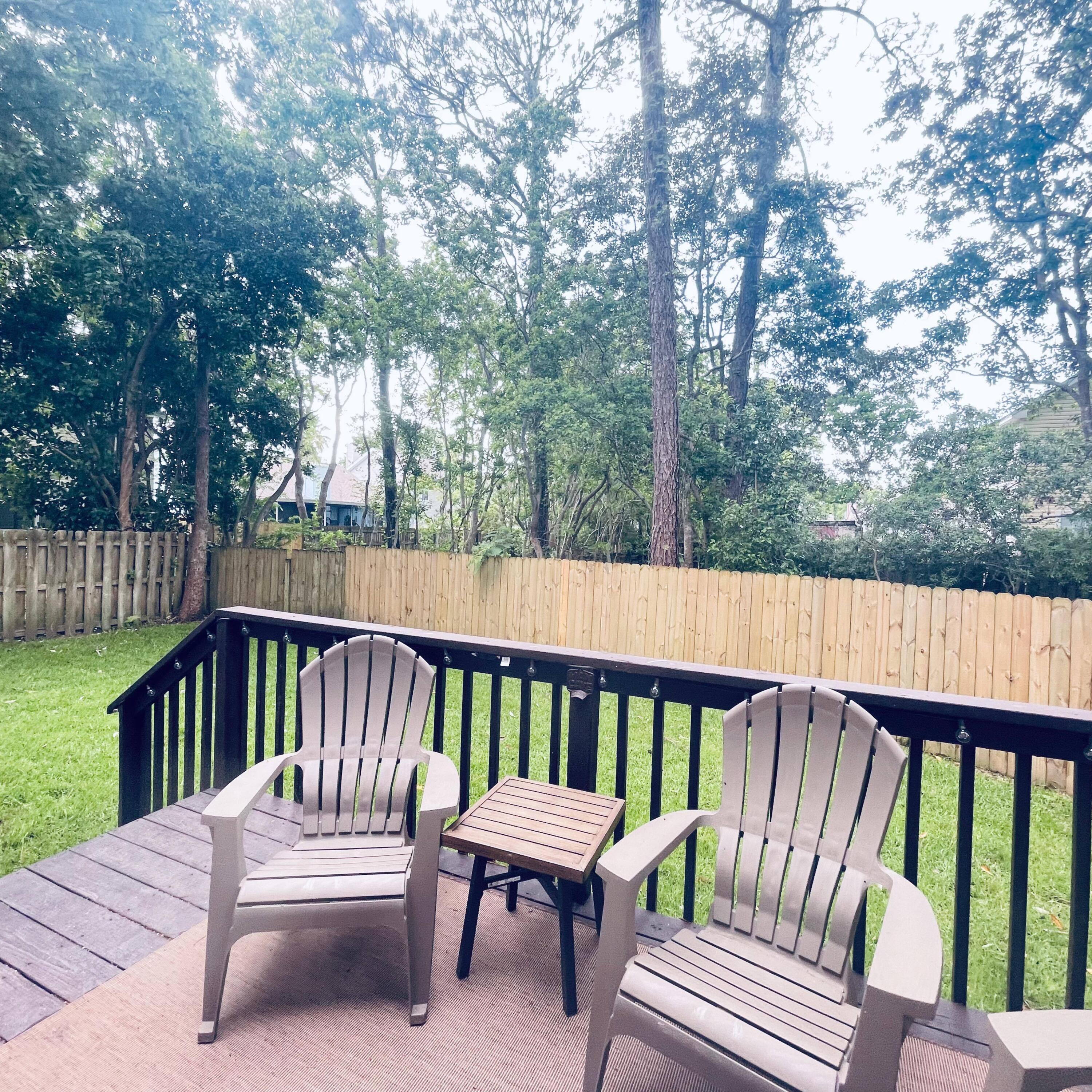 BROOKWOOD - Residential Lease