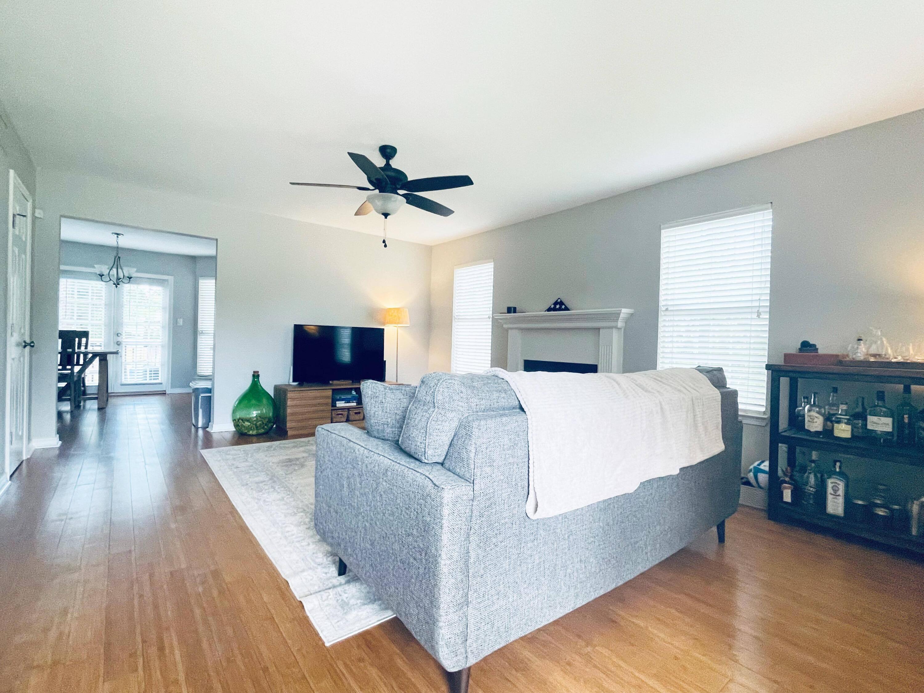 BROOKWOOD - Residential Lease