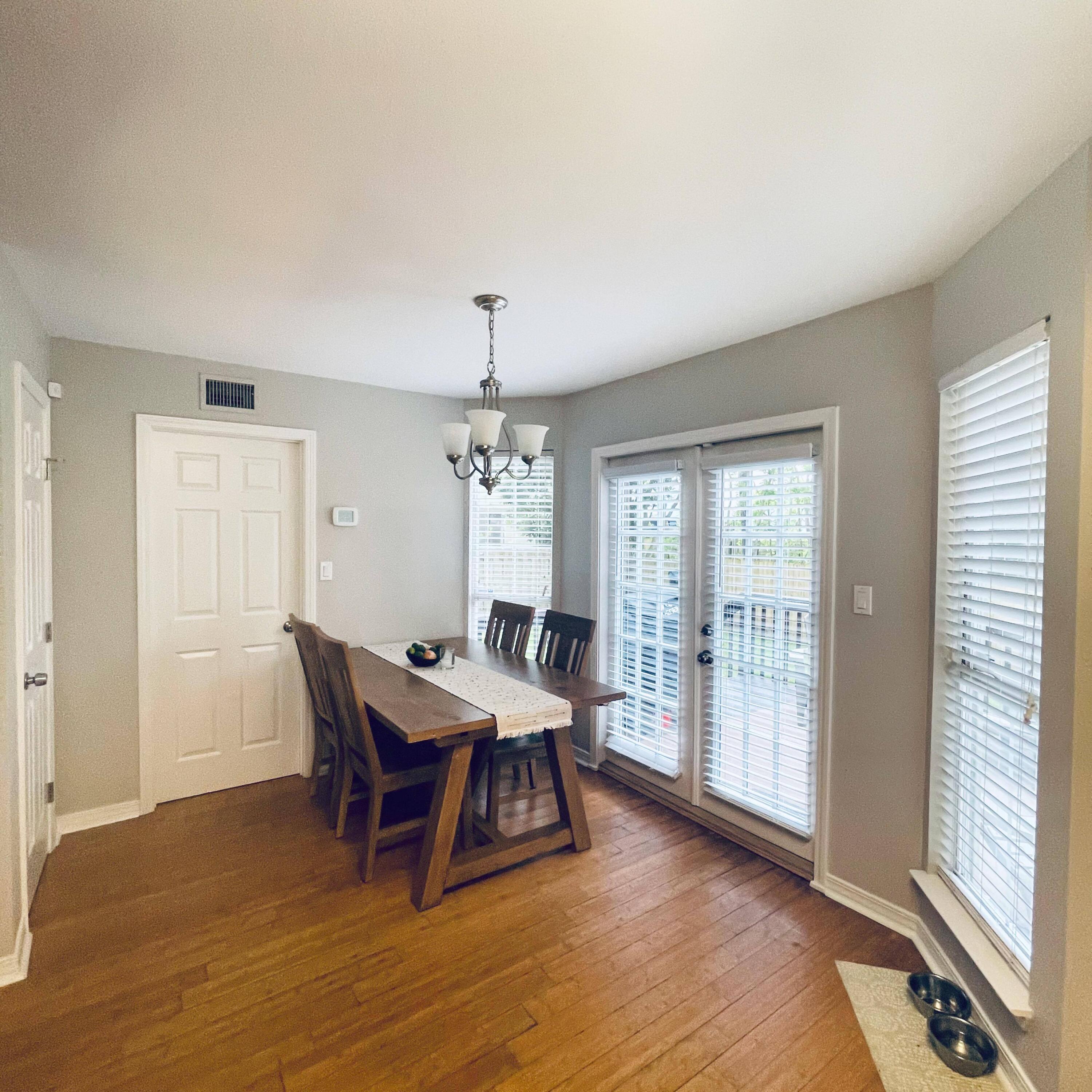 BROOKWOOD - Residential Lease