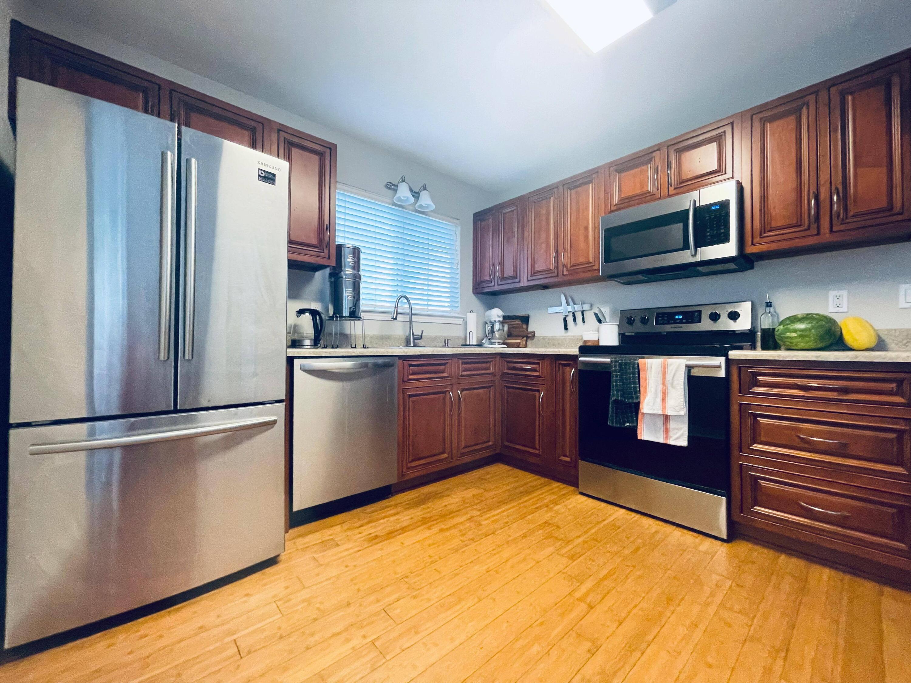 BROOKWOOD - Residential Lease