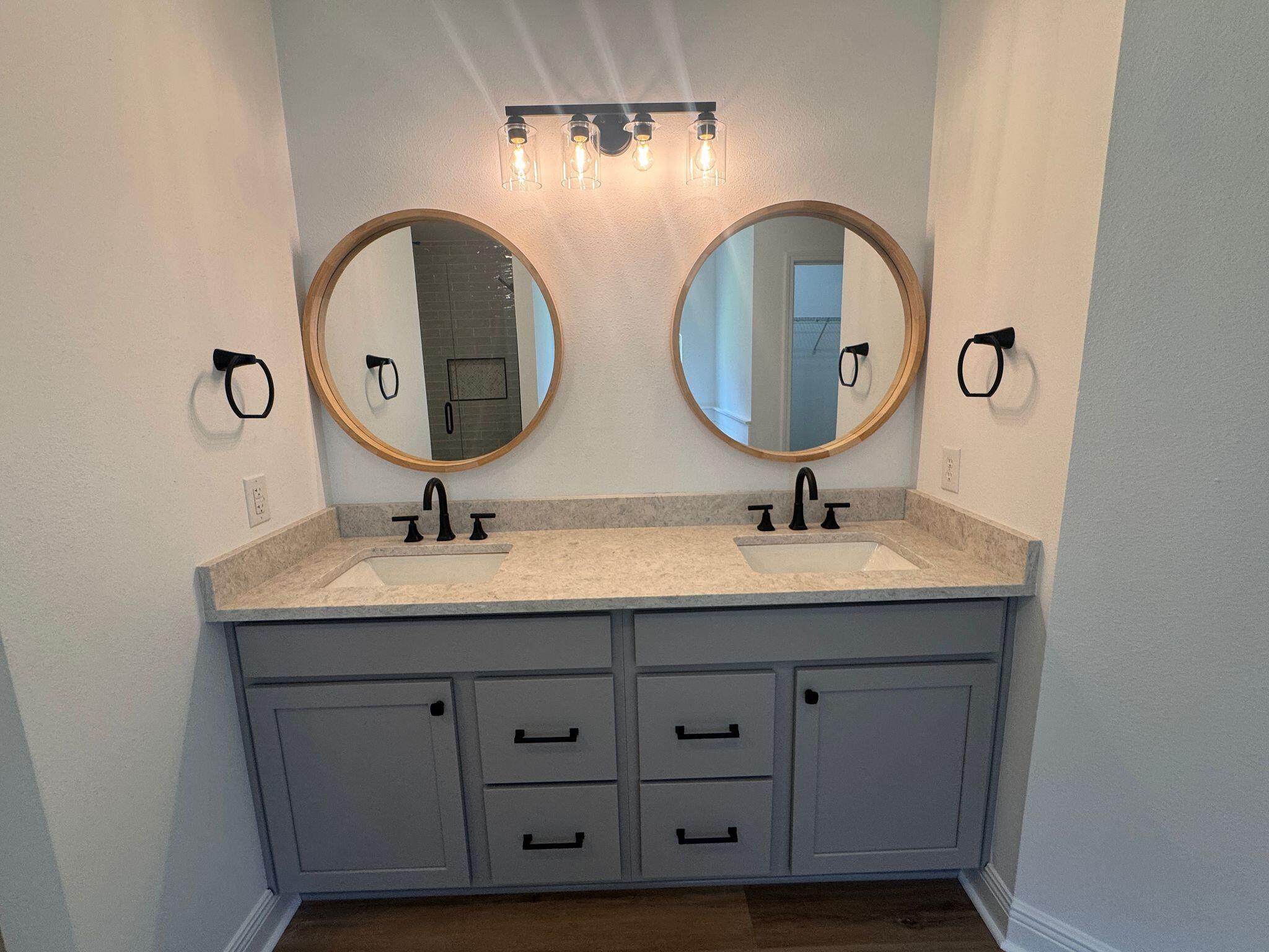 FOX VALLEY - Residential Lease