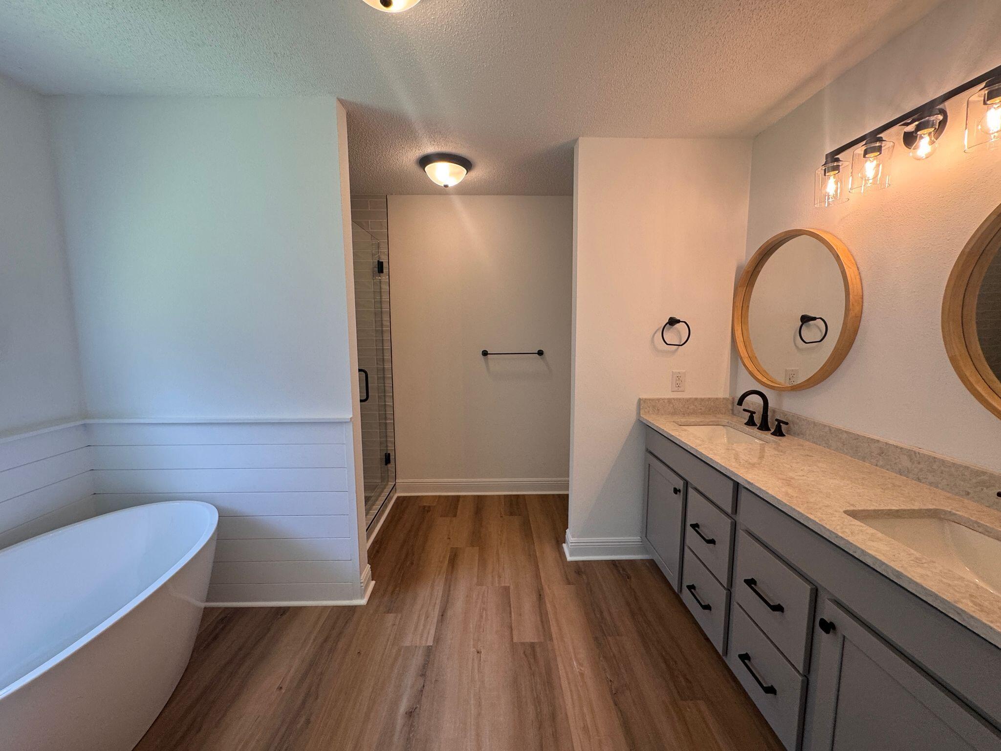 FOX VALLEY - Residential Lease
