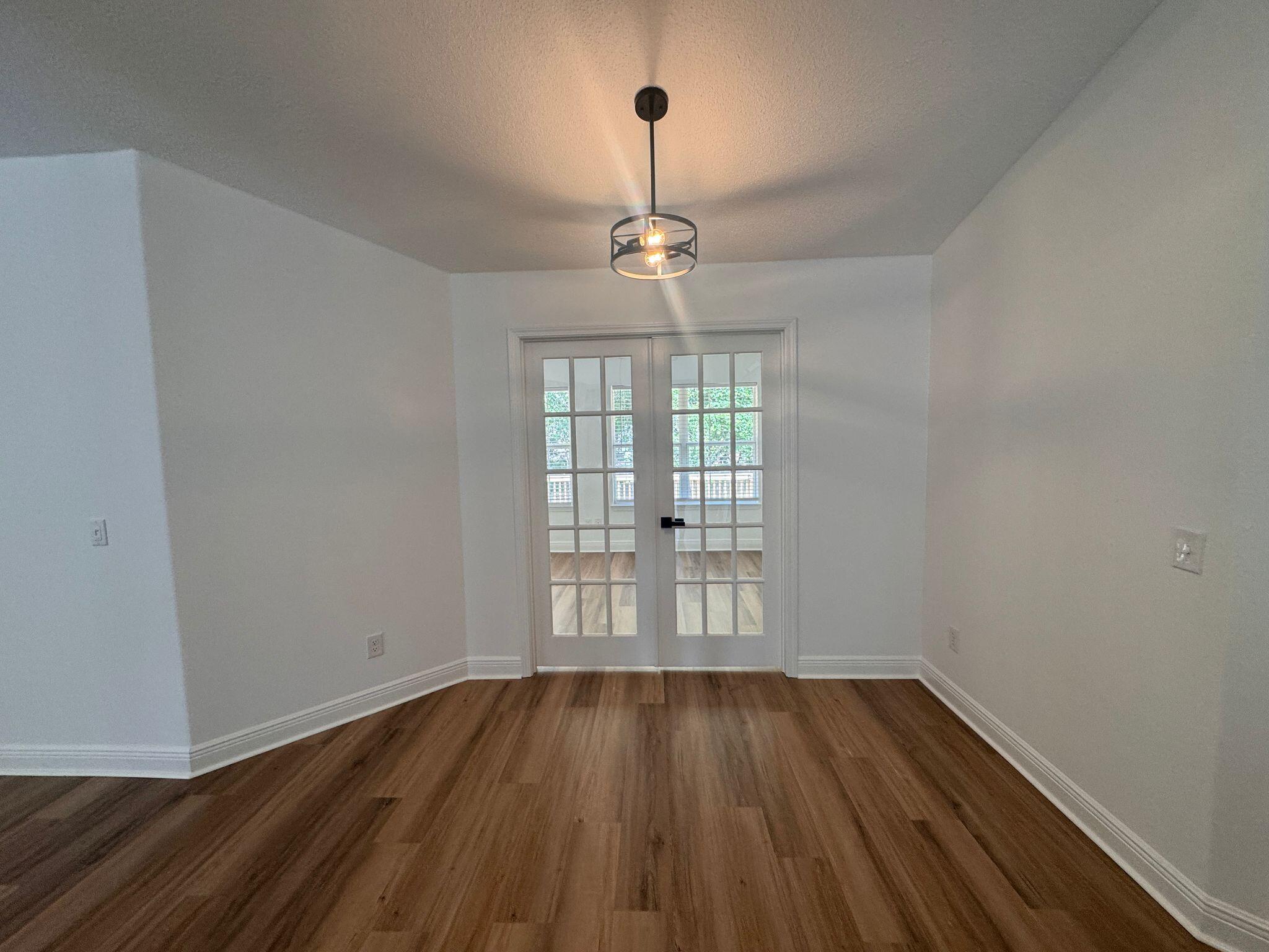 FOX VALLEY - Residential Lease