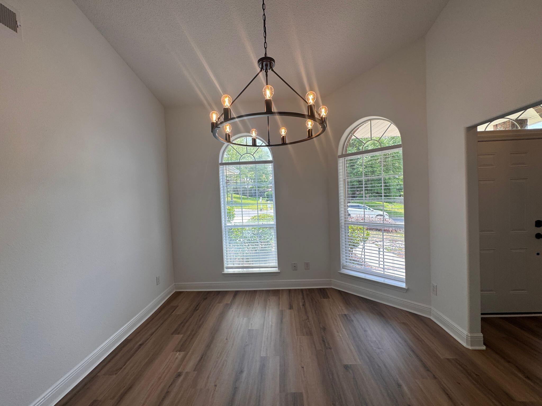 FOX VALLEY - Residential Lease