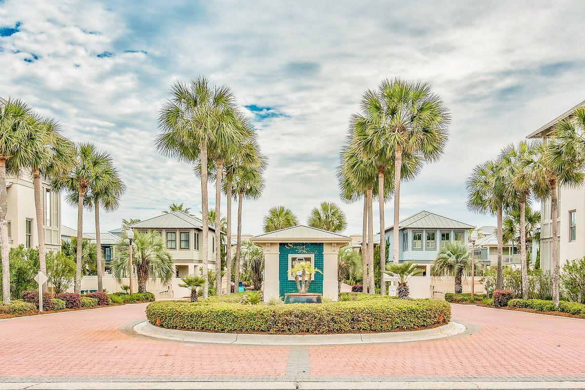 SUNSET BEACH - Residential