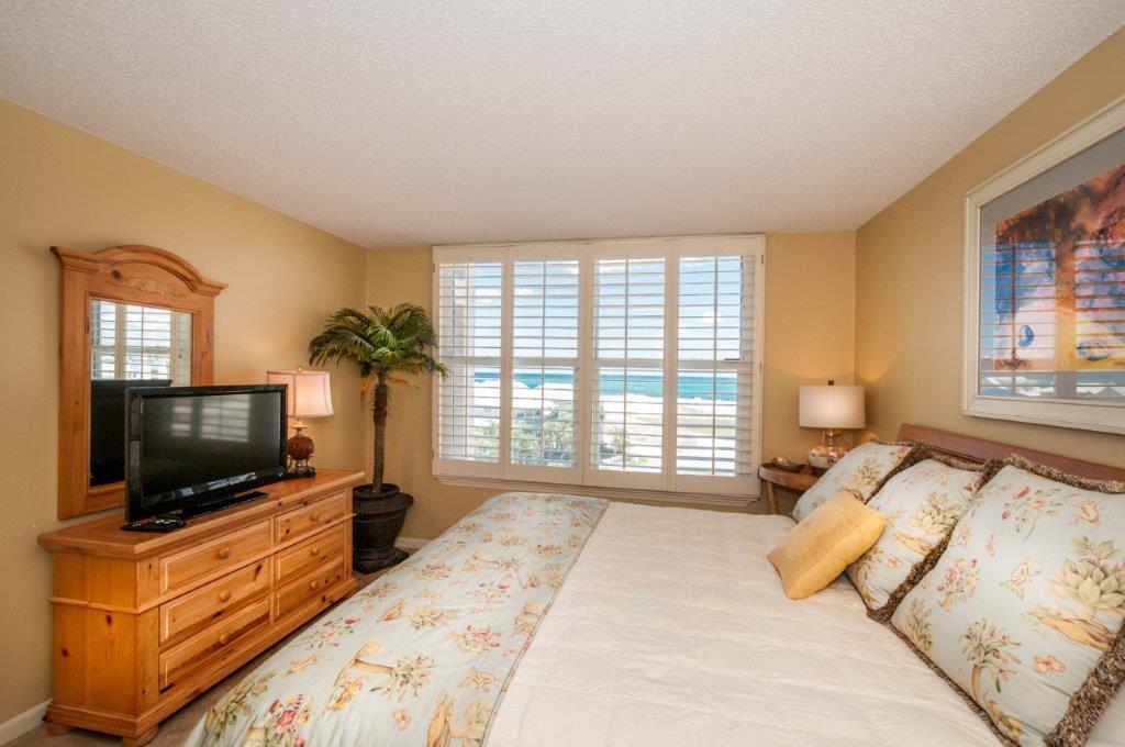 MAGNOLIA HOUSE - Residential