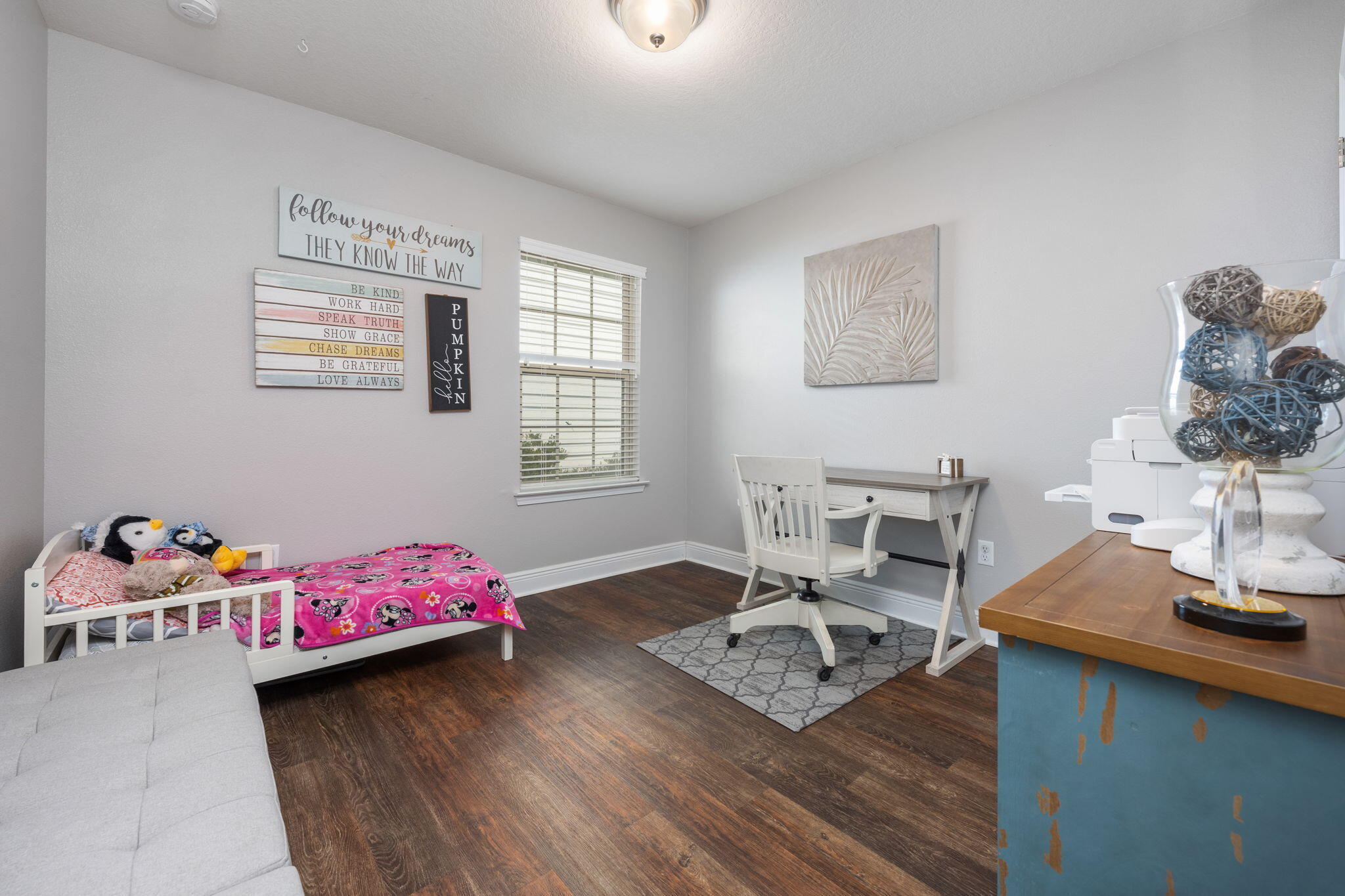 EAGLE BAY PH II - Residential