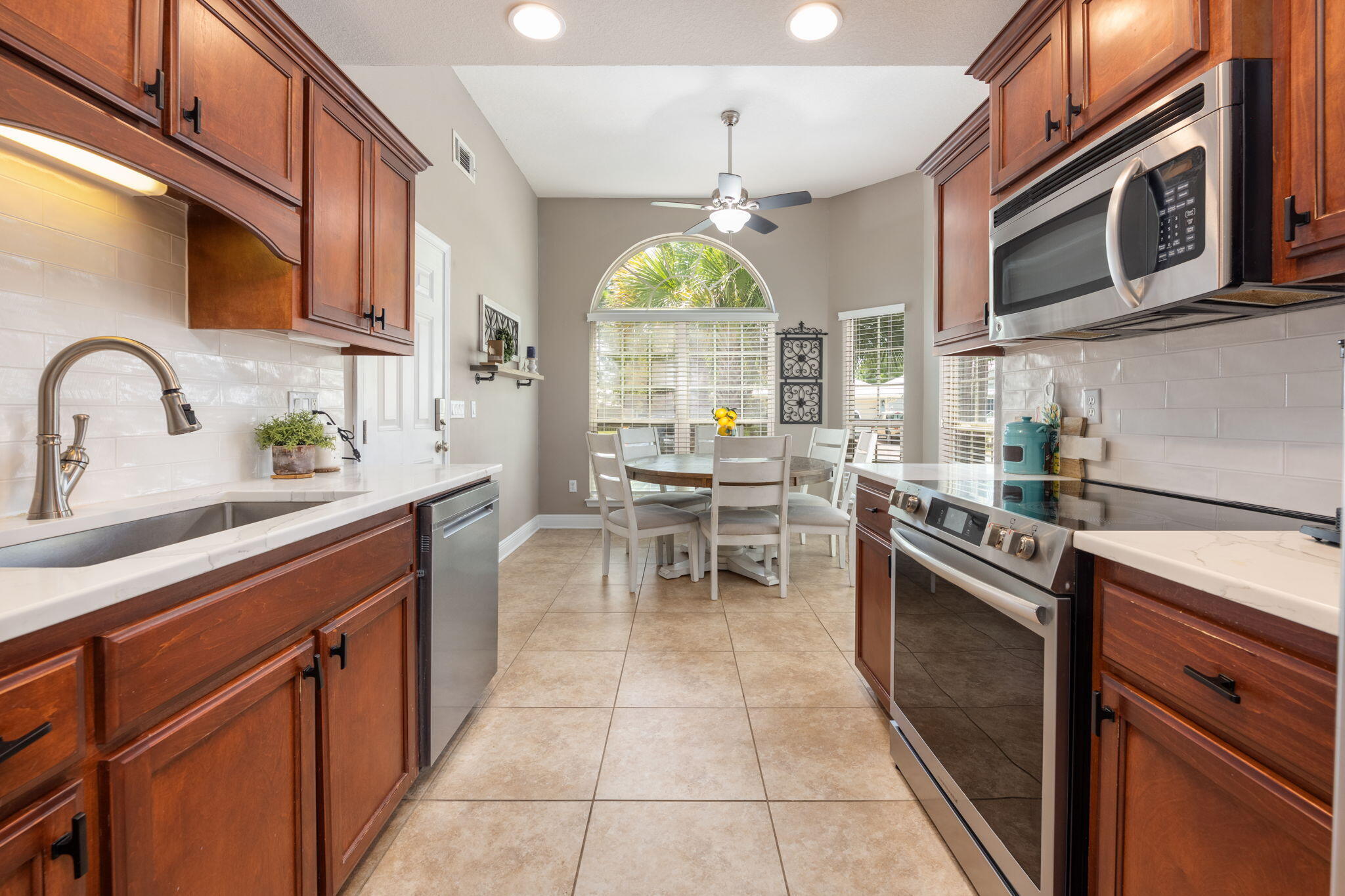 EAGLE BAY PH II - Residential