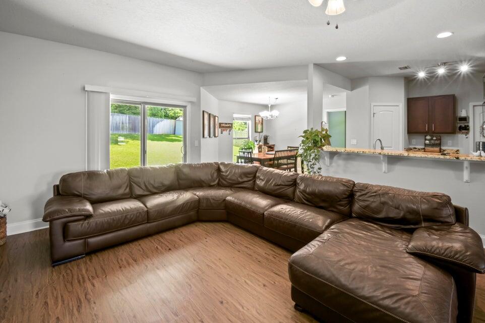 Camille Cove - Residential Lease