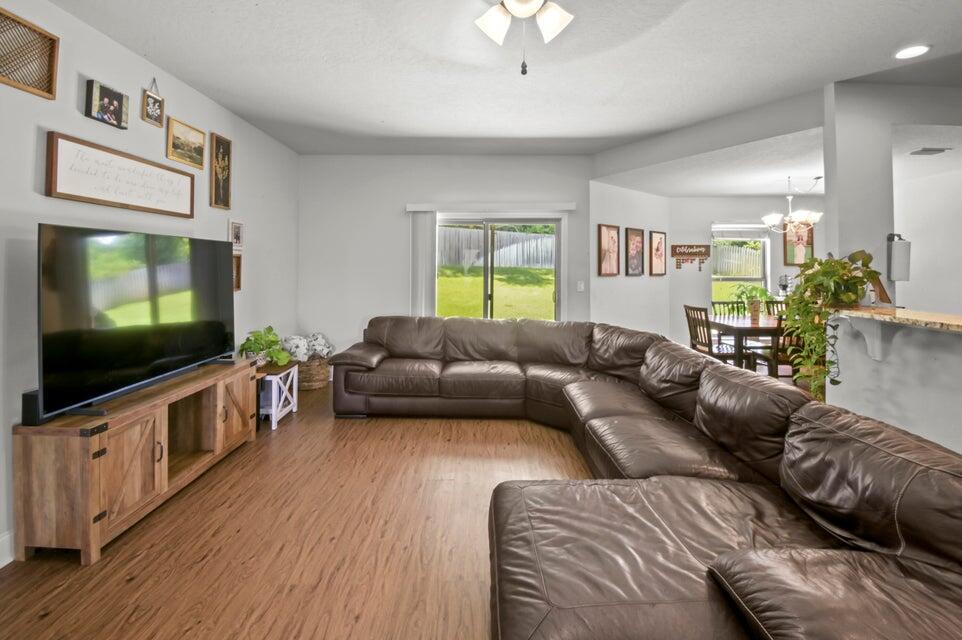 Camille Cove - Residential Lease