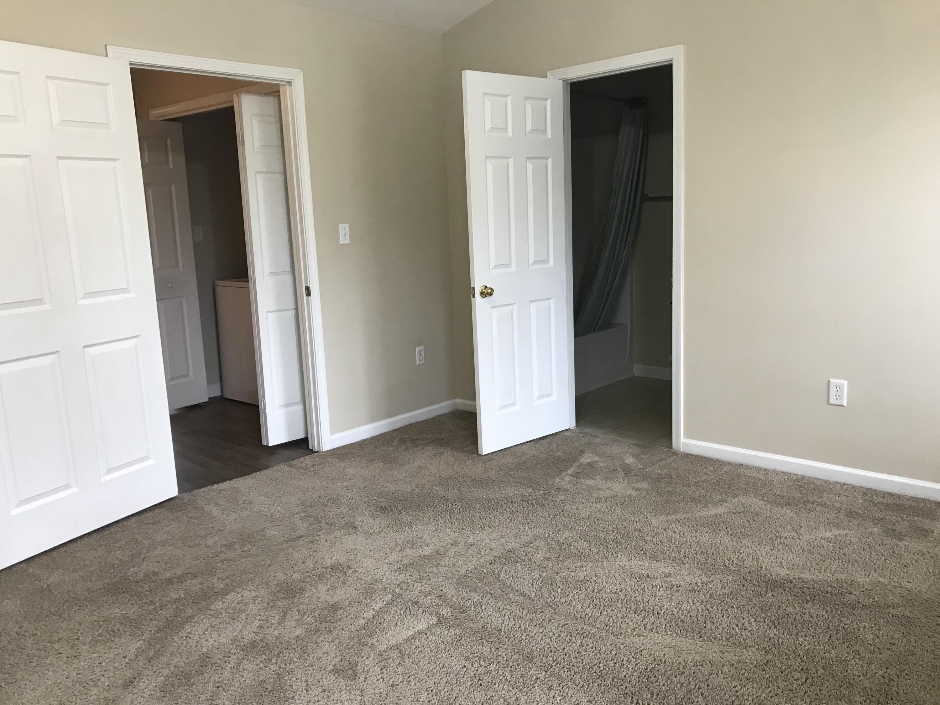 ROLLING PINES - Residential Lease