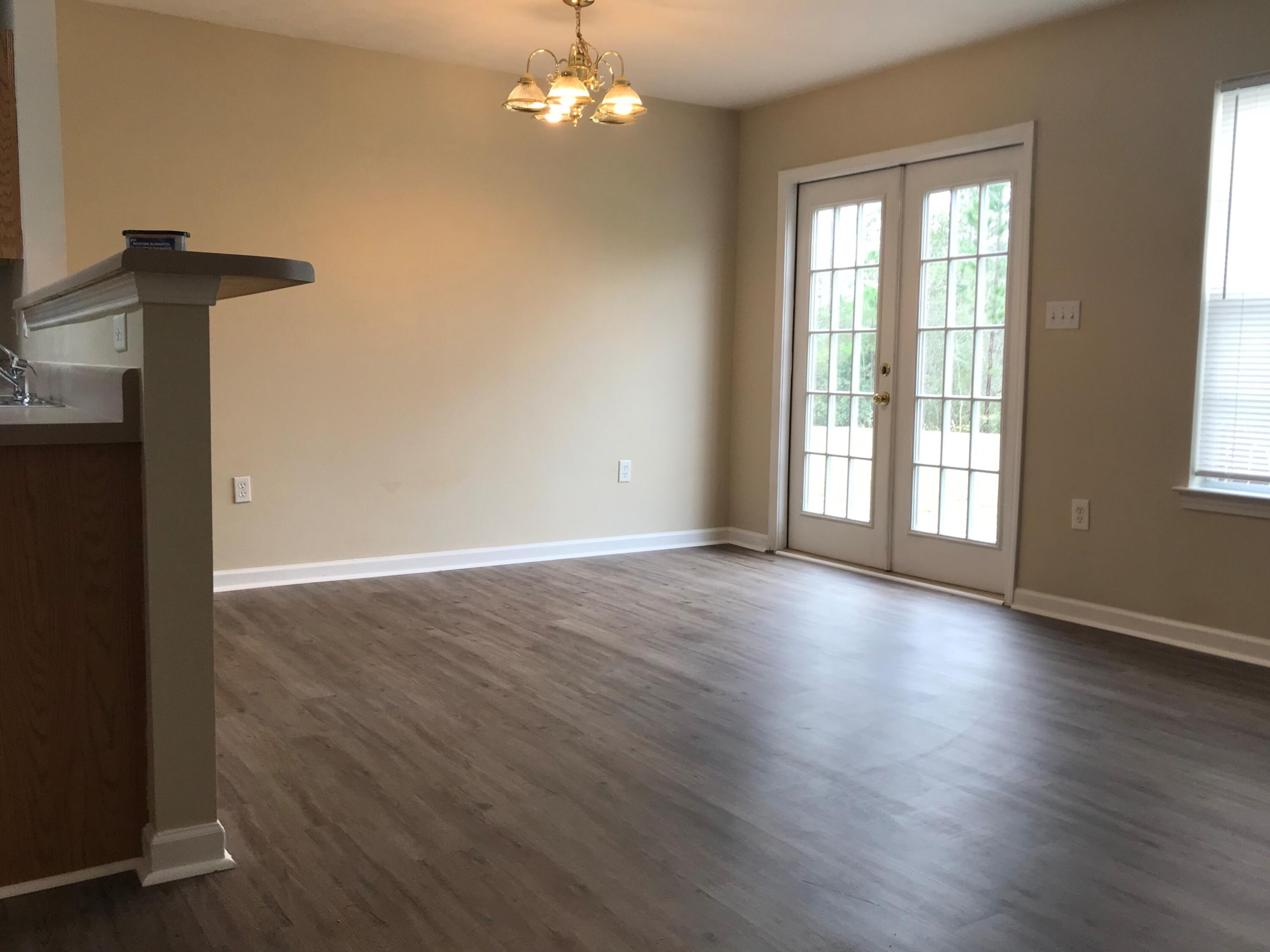 ROLLING PINES - Residential Lease