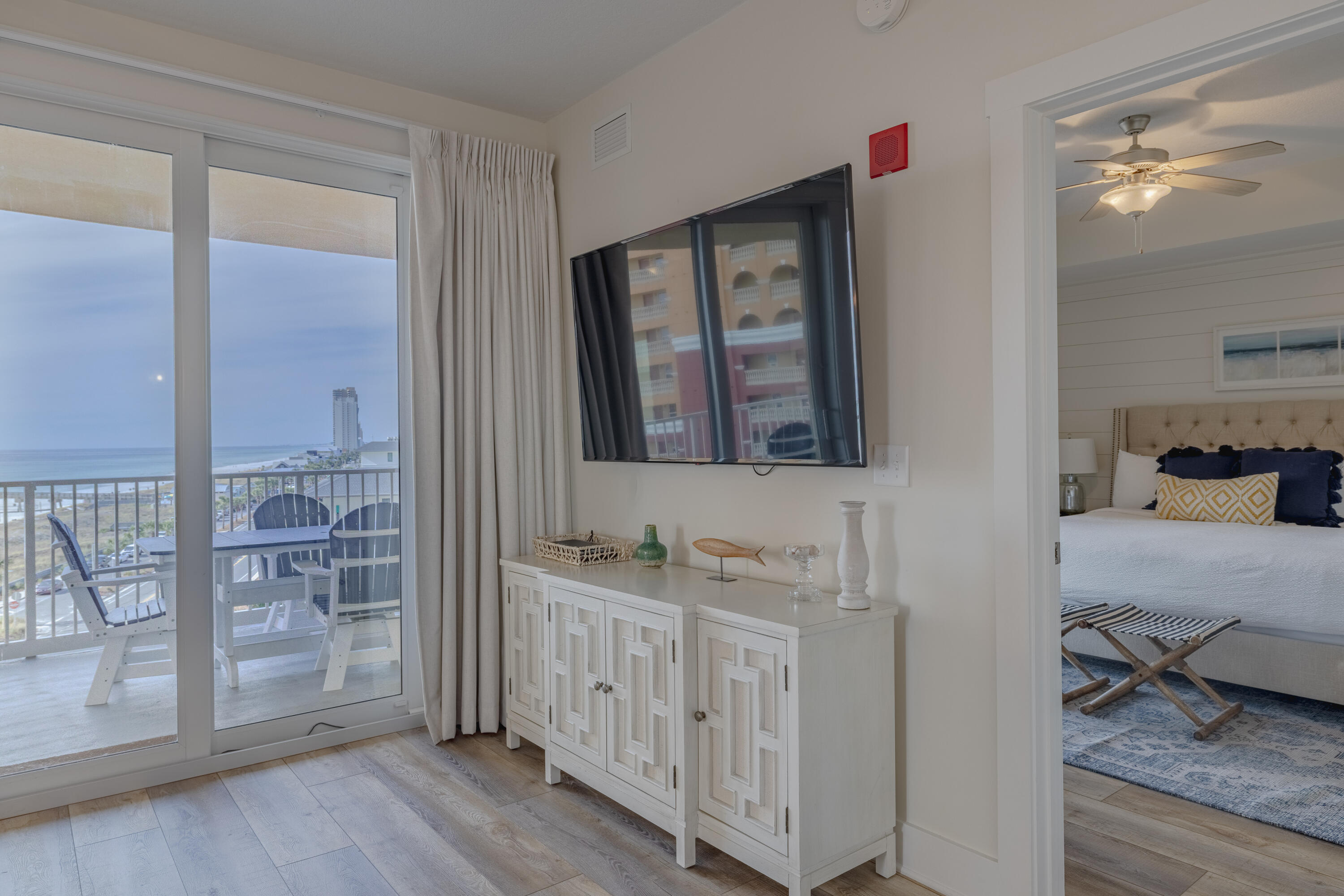 CALYPSO RESORT & TOWERS - Residential